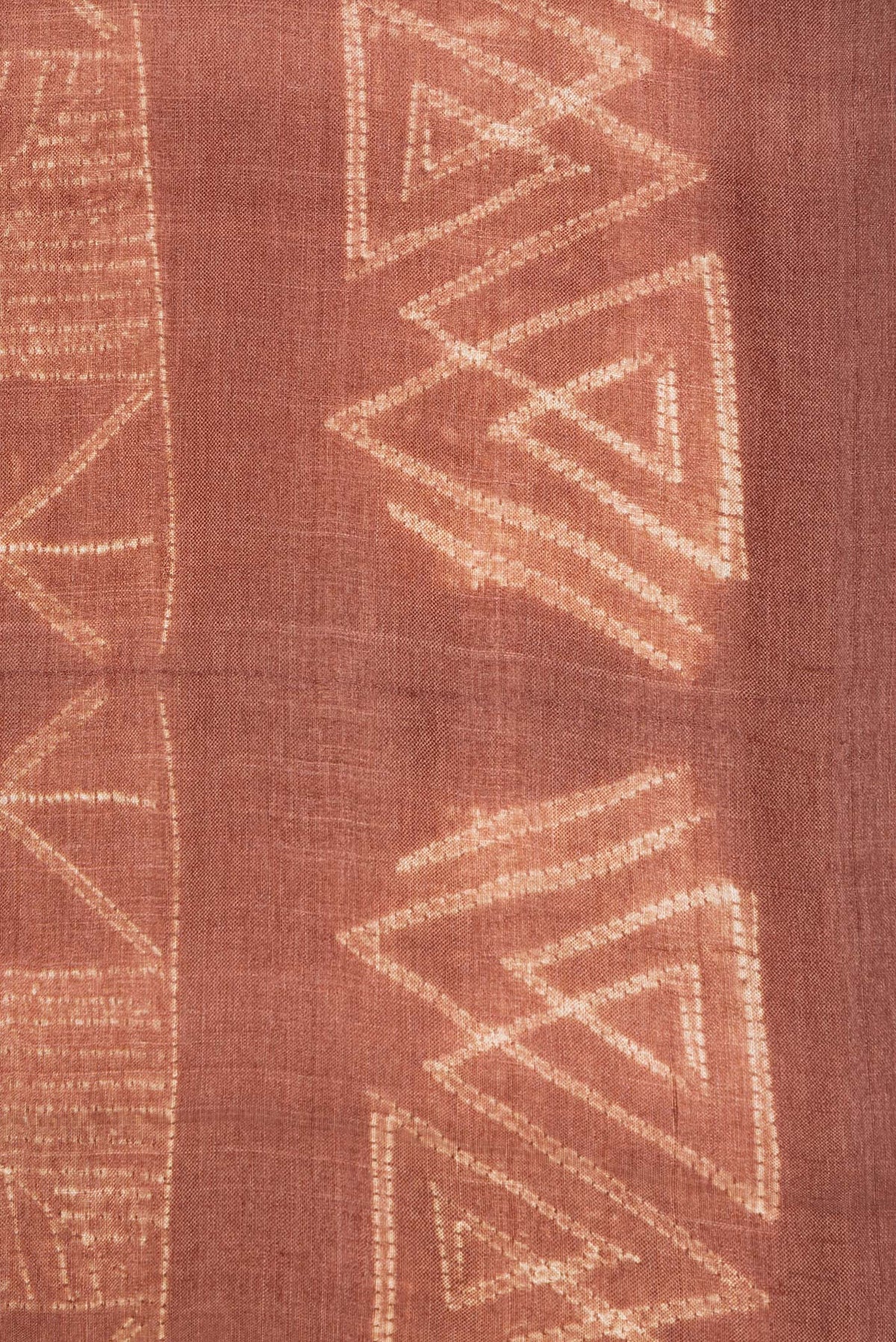 Border image of Brown Dual Tone Georgette Saree with Printed design on the body and Fancy Border. 