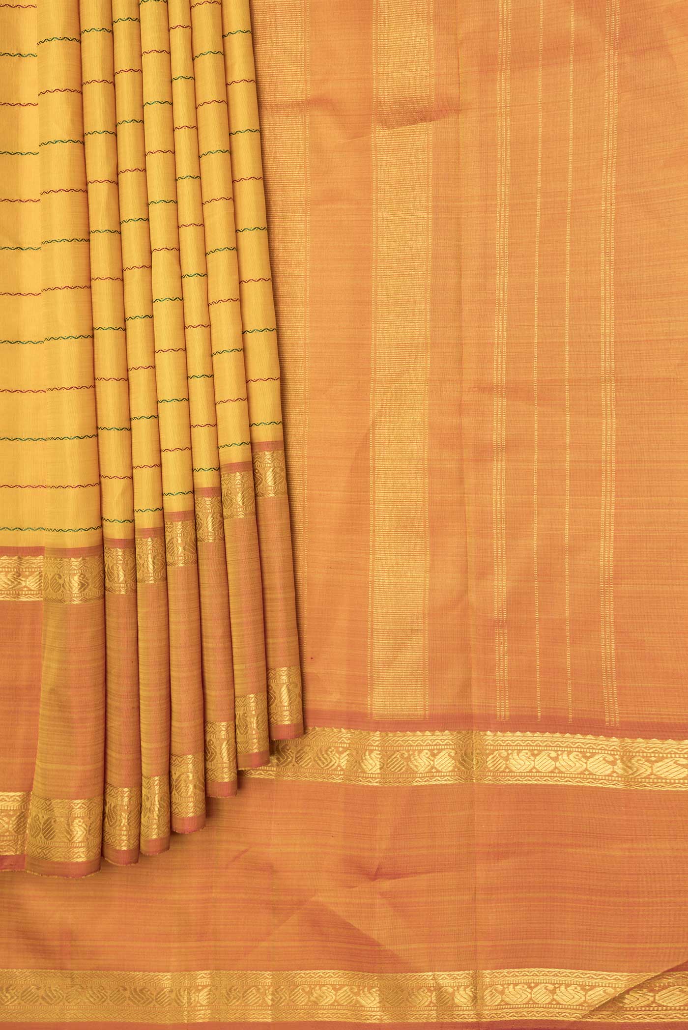 pleats pallu