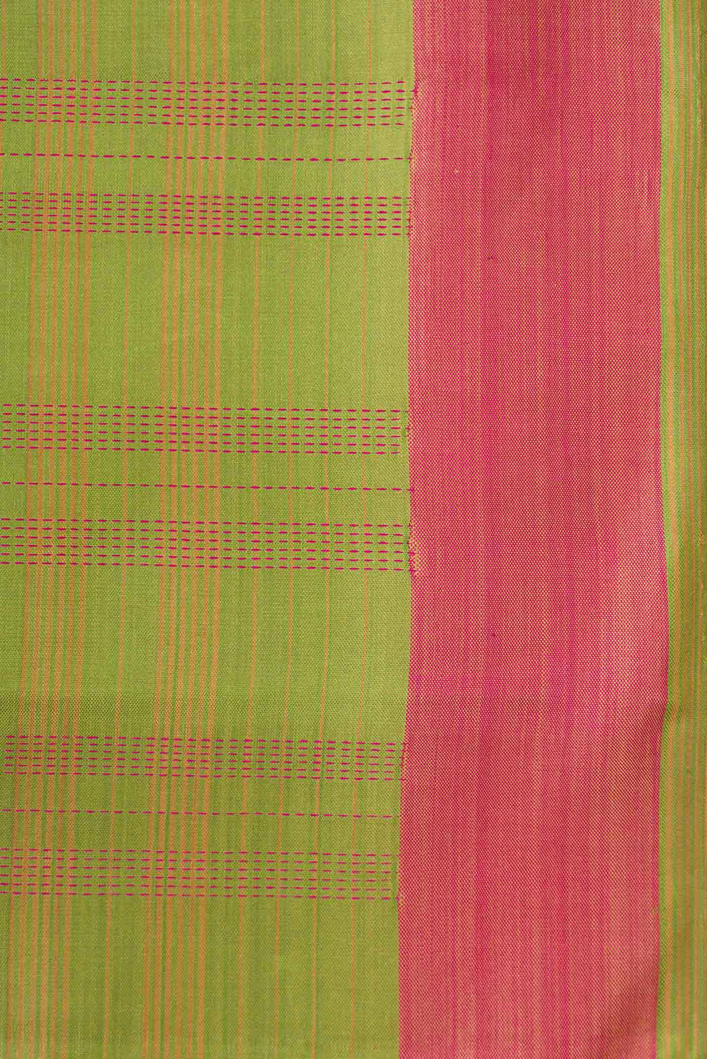 Border image of Pure Silk Pure Zari Green Dual Tone Kanchipuram Saree with Zari Butta on the body and Zari Border