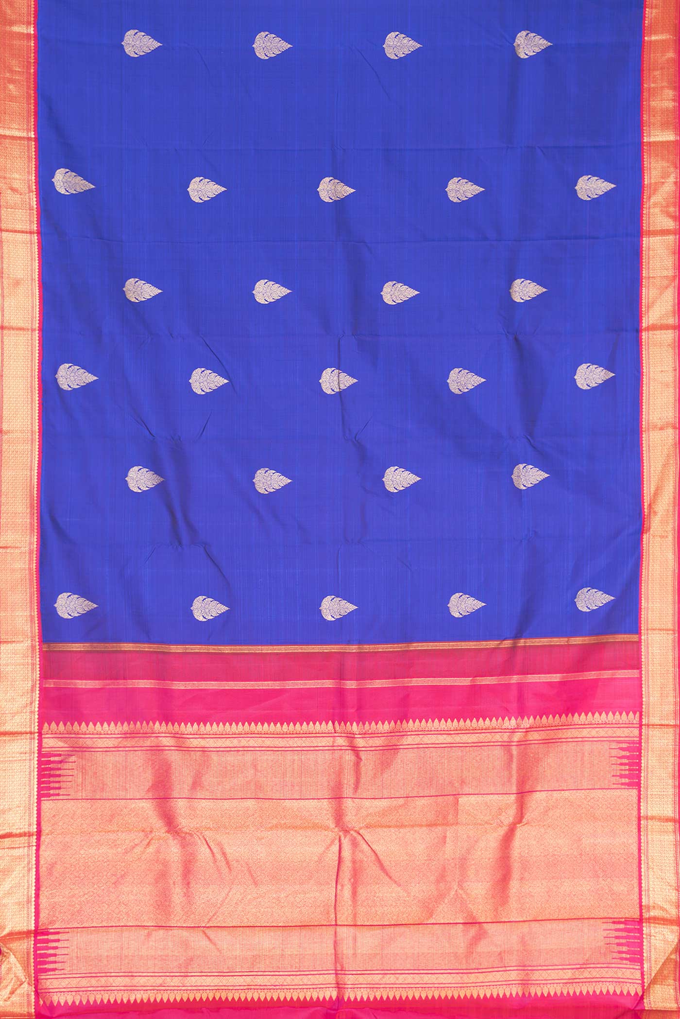 pallu body