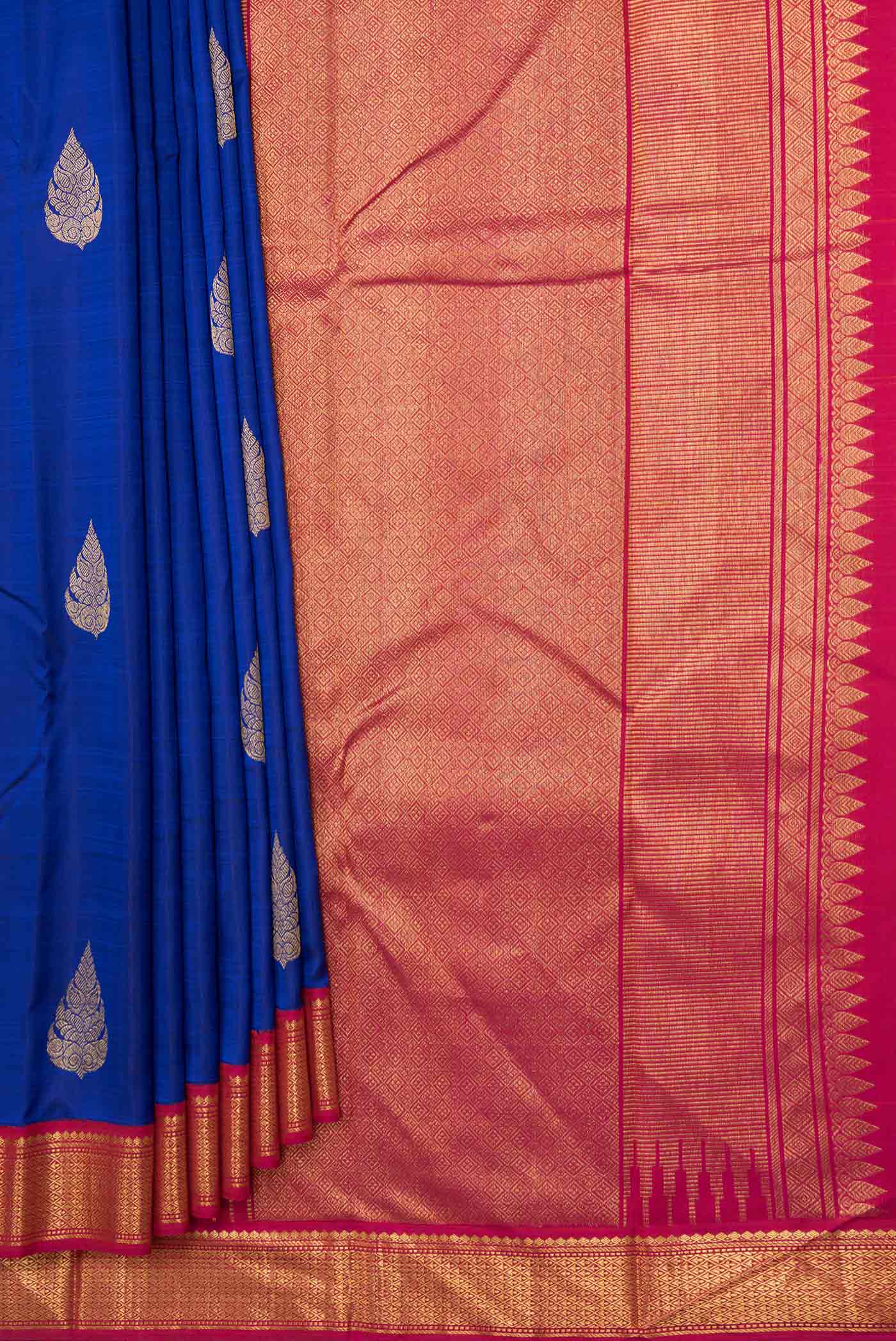pleats pallu
