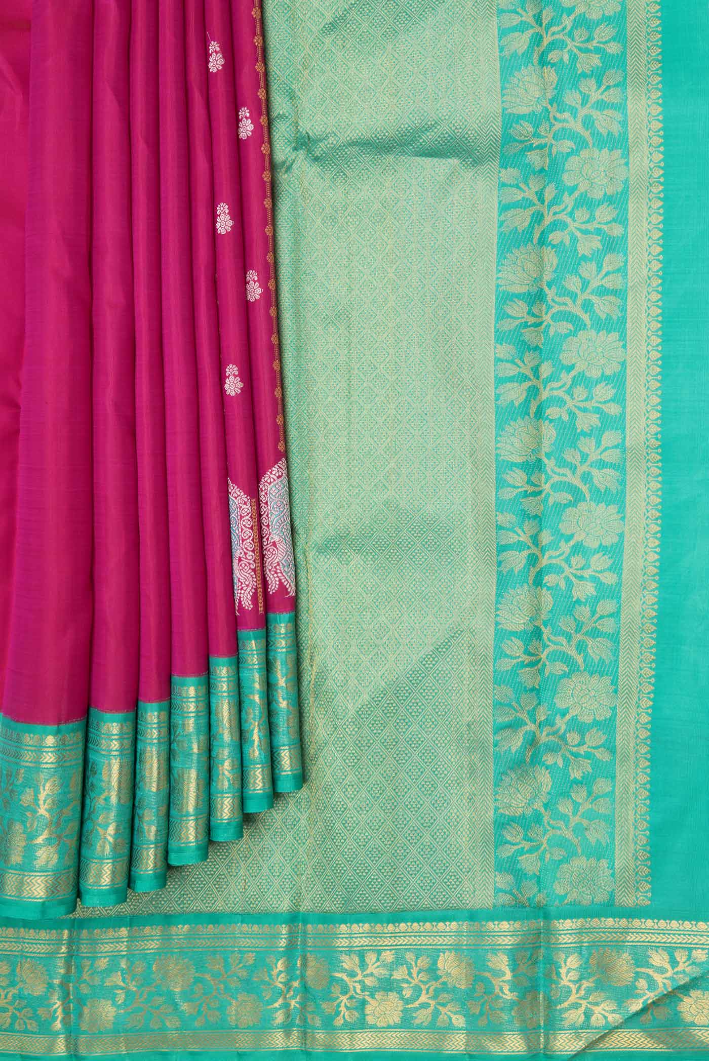 pleats pallu