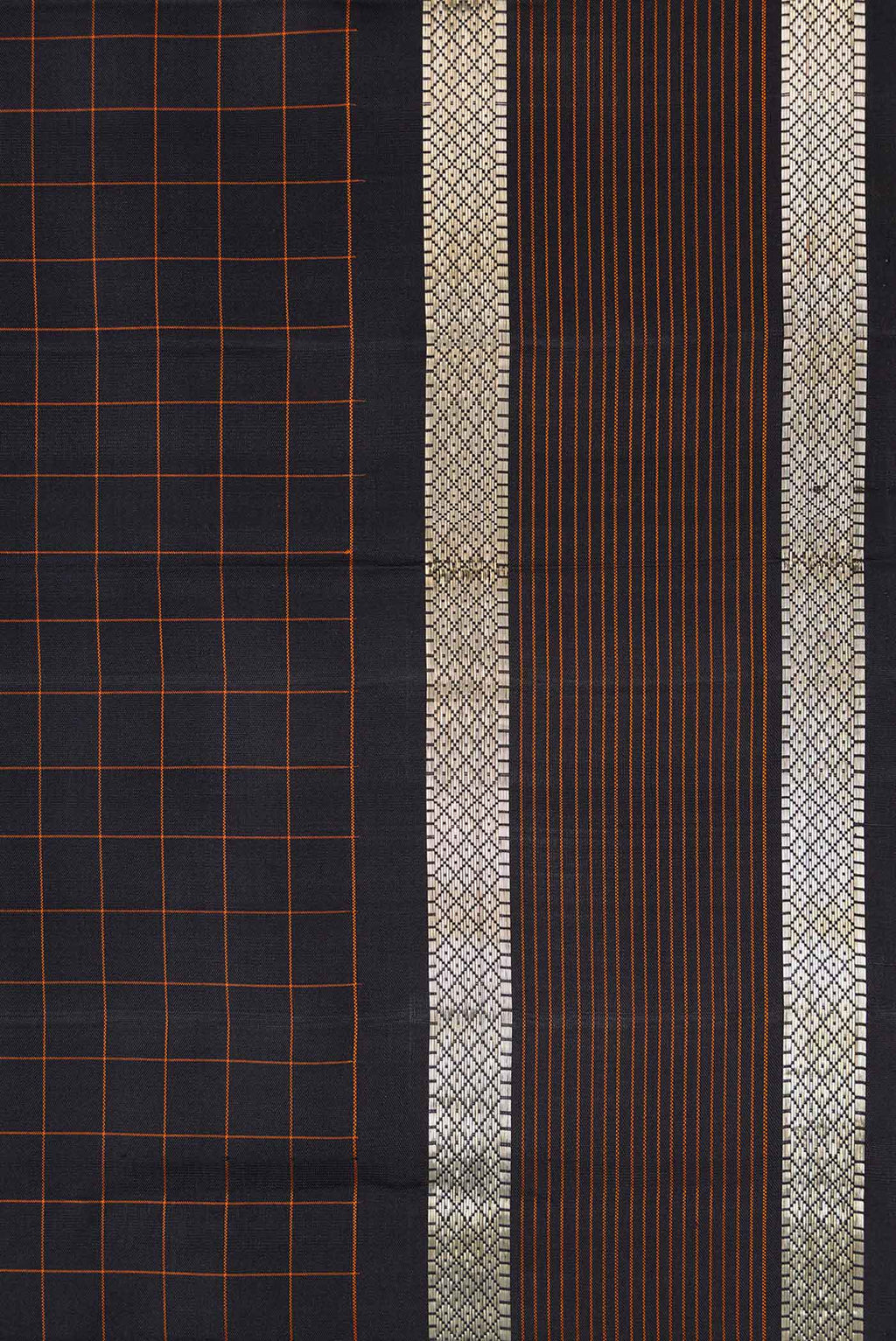 Border image of Black Dual Tone Kanjivaram Silk Saree with Checked design on the body and Zari Border. 