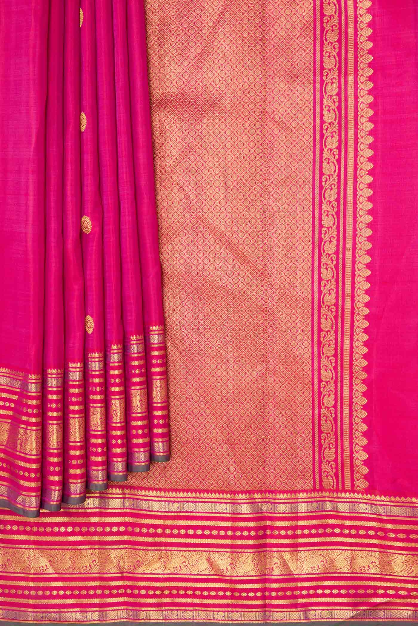 pleats pallu