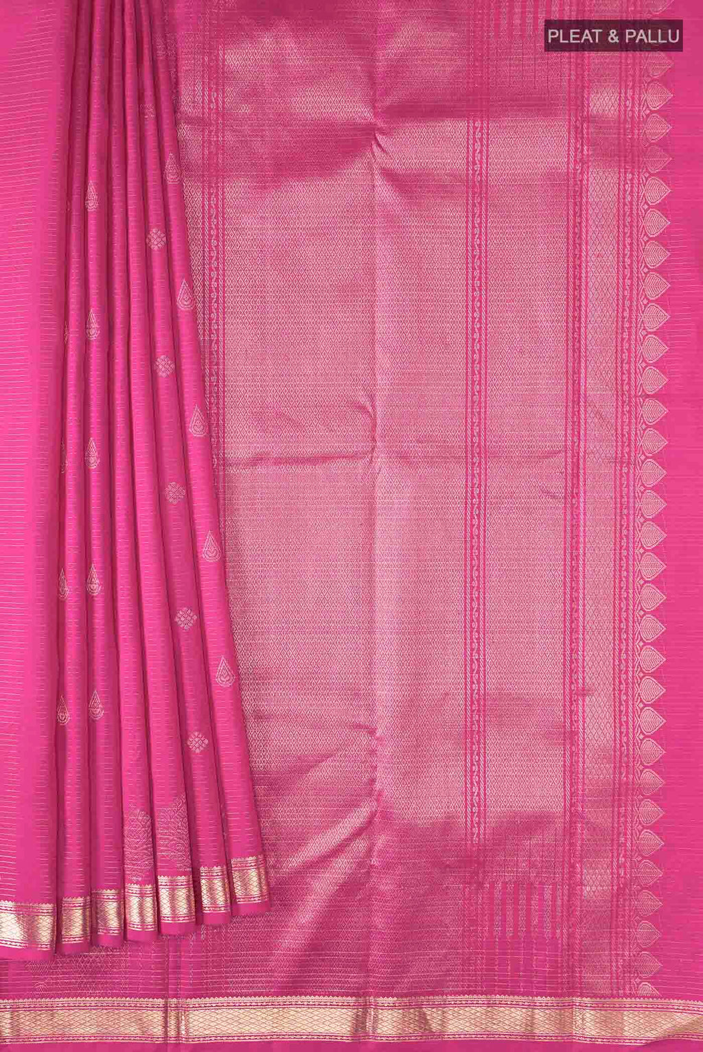 pleats pallu