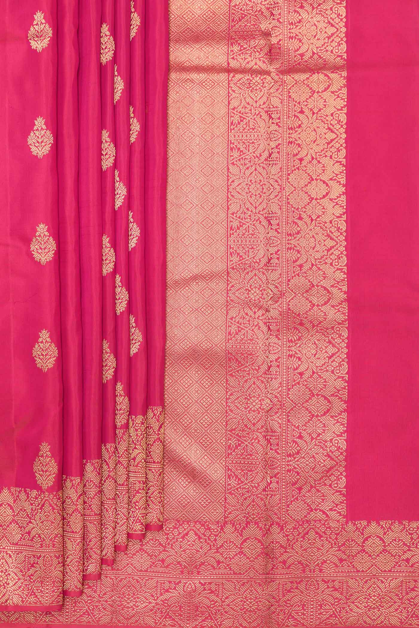 pleats pallu