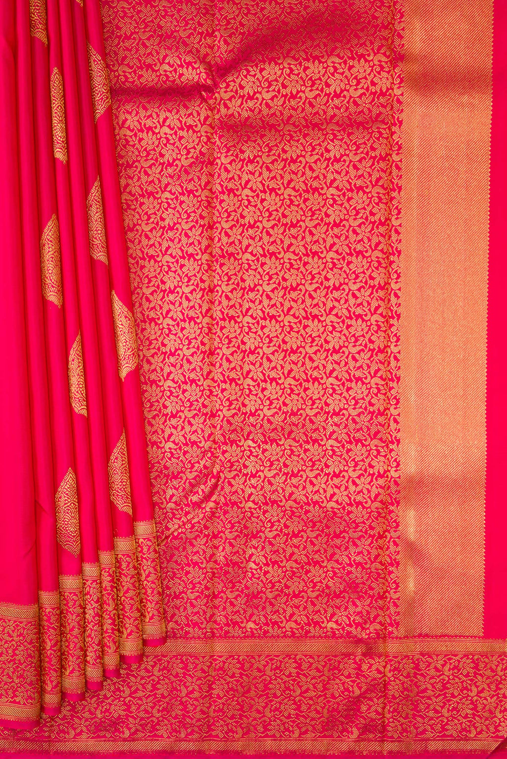 Pleats and pallu of Pure Silk Pure Zari Pink Kanjivaram Saree with Zari Butta on the body and Zari Border. 