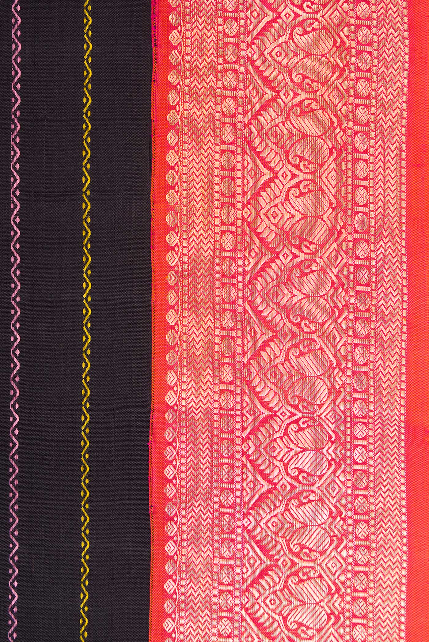 Border image of Pure Silk Pure Zari Black Dual Tone Kanjivaram Saree with Veldhari on the body and Zari Border. 