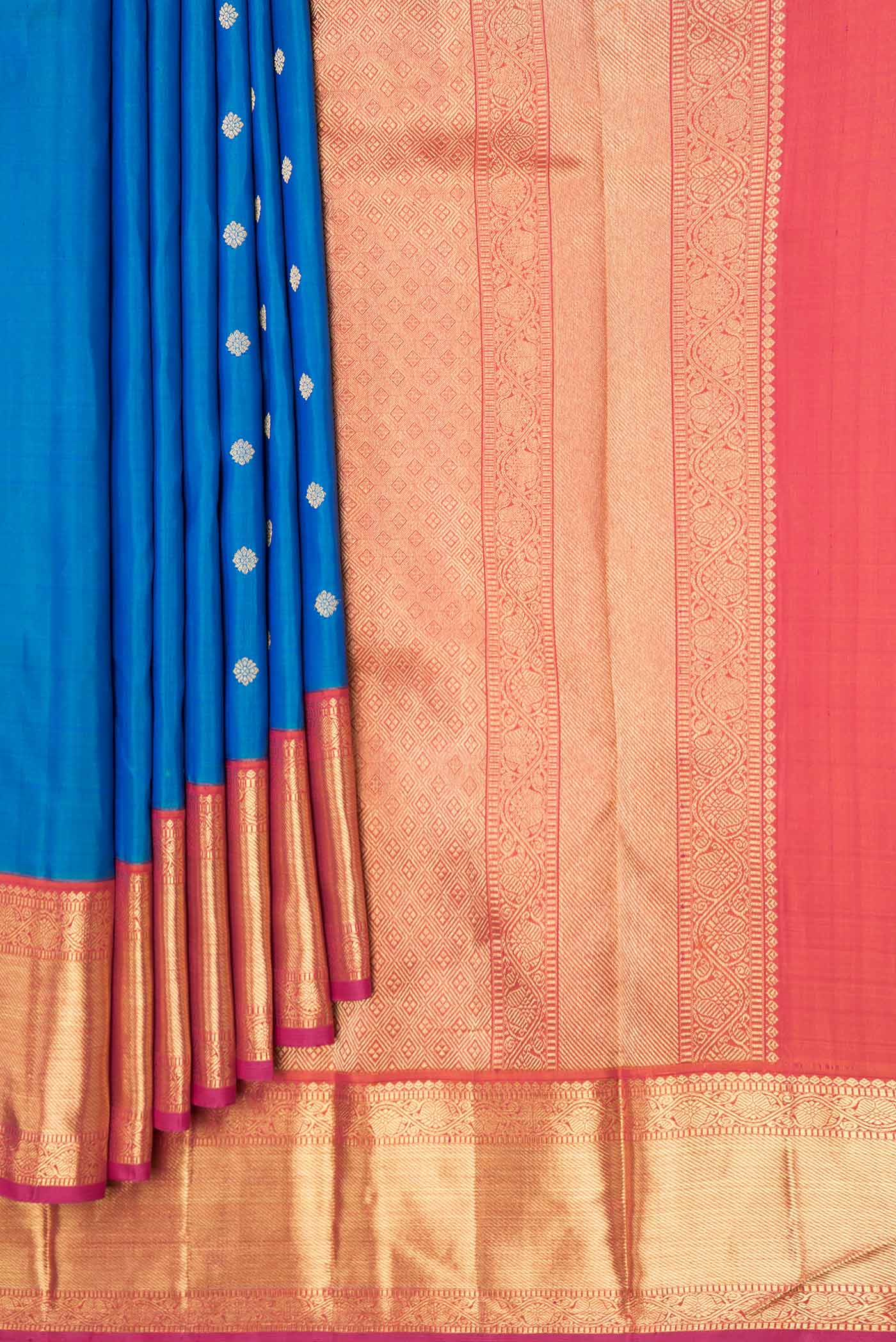 pleats pallu