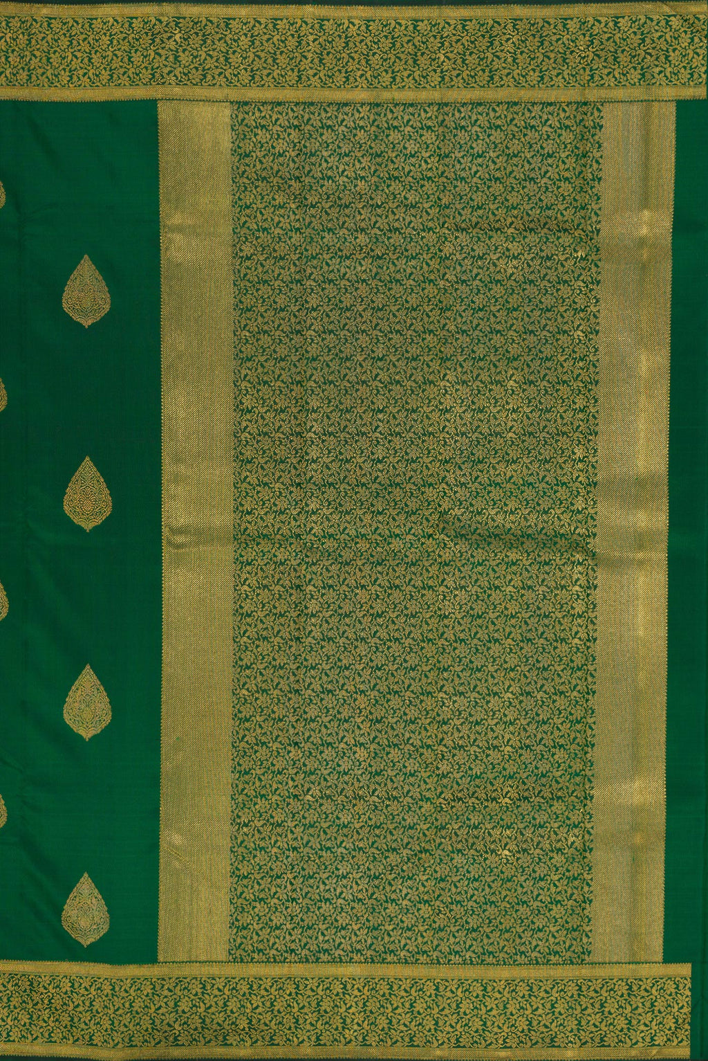 Close up image of the pallu of Pure Silk Pure Zari Green Kanjivaram Saree with Zari Butta on the body and Fancy Border. 