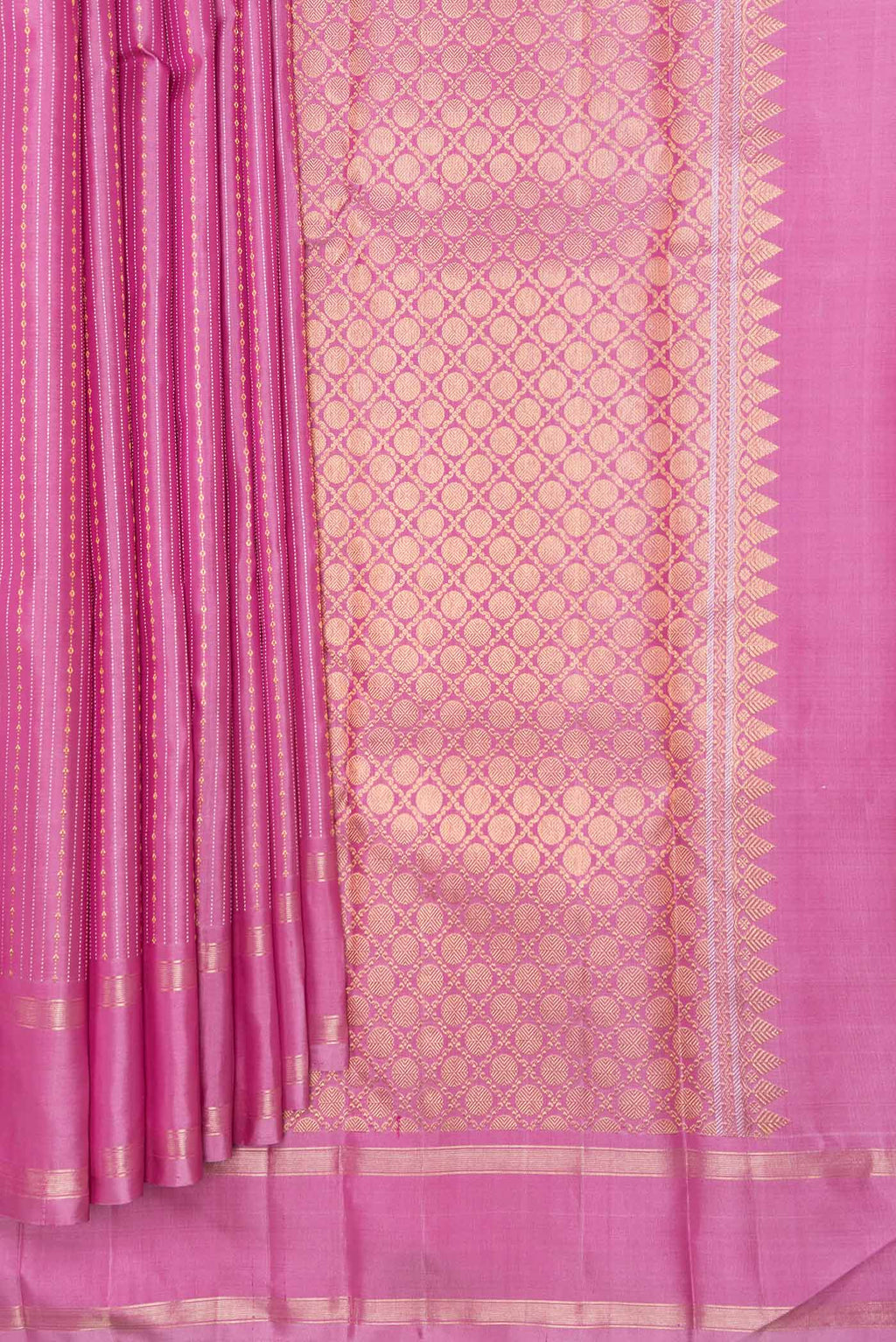 pleats pallu