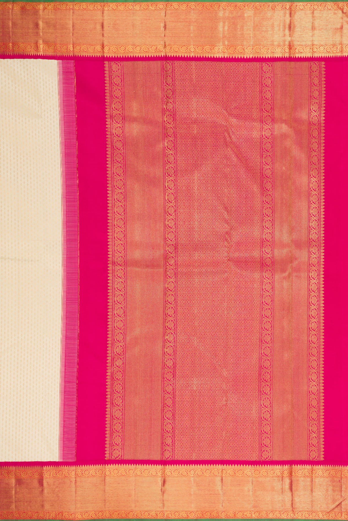 Close up image of the pallu of Pure Silk Pure Zari Sandal Dual Tone Kanjivaram Saree with Zari Brocade on the body and Zari Border. 