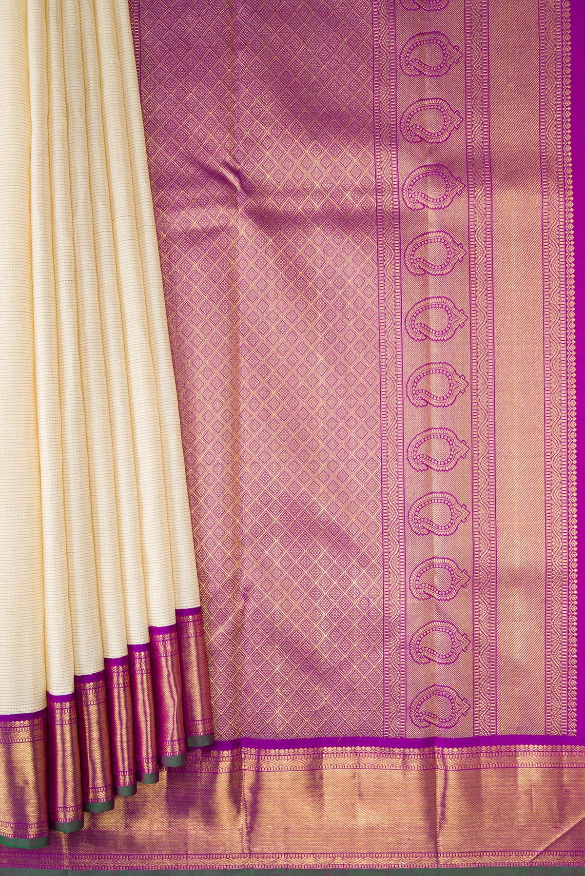 Pleats and pallu of Pure Silk Pure Zari Off White Dual Tone Kanjivaram Saree with Stripes on the body and Zari Border. 