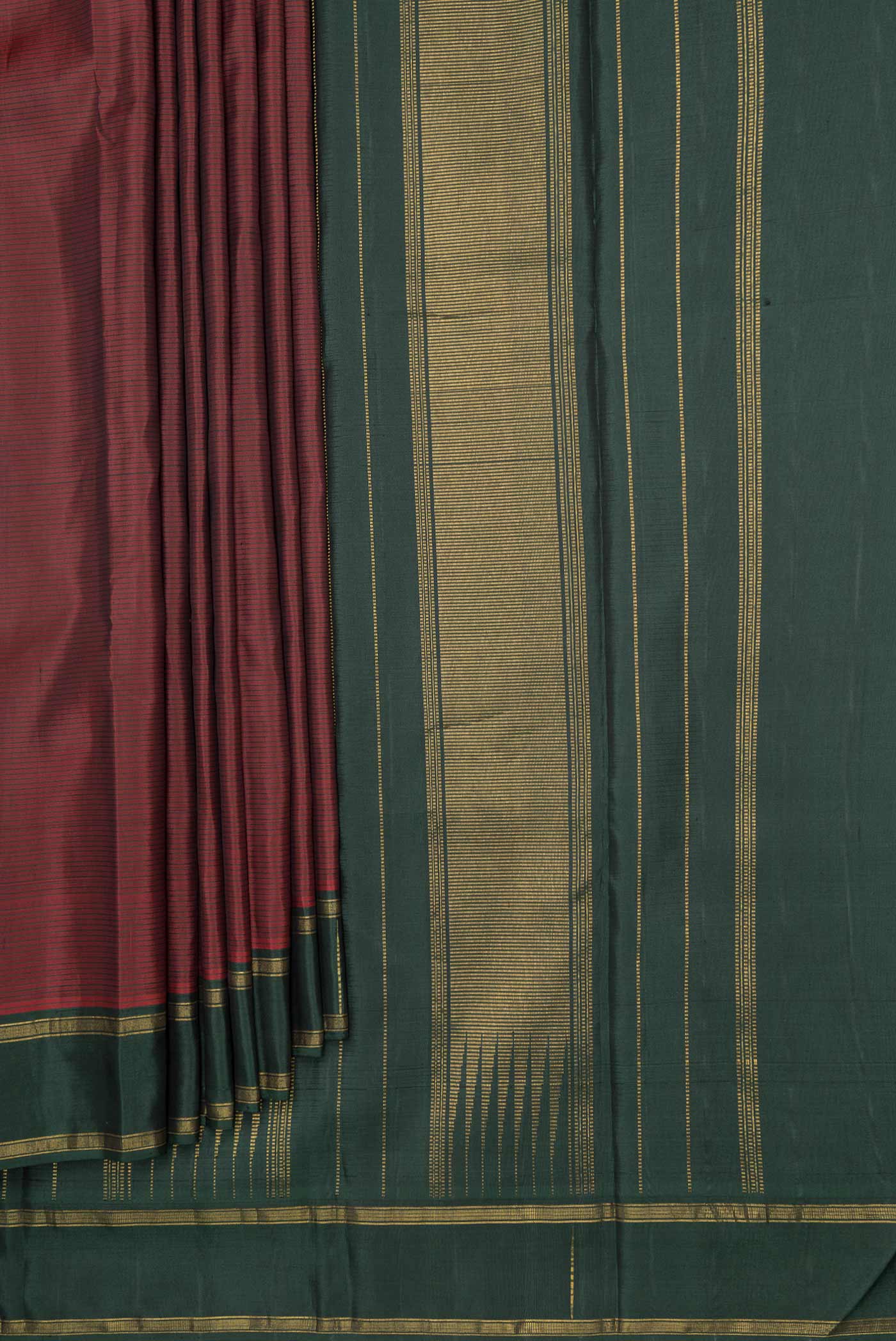 pleats pallu