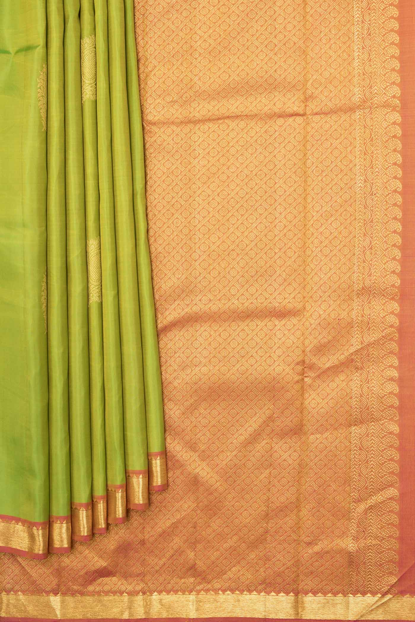 pleats pallu