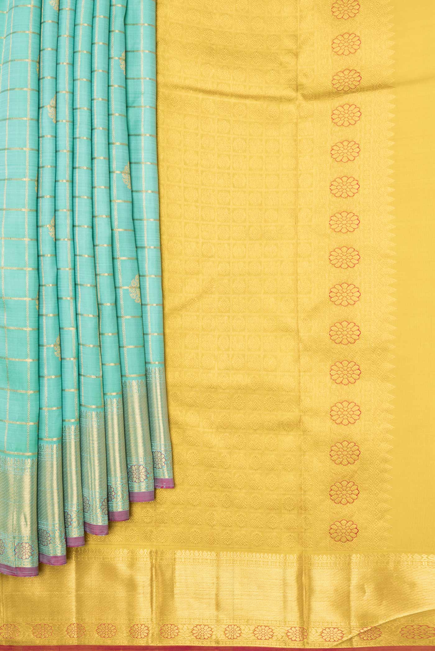 pleats pallu