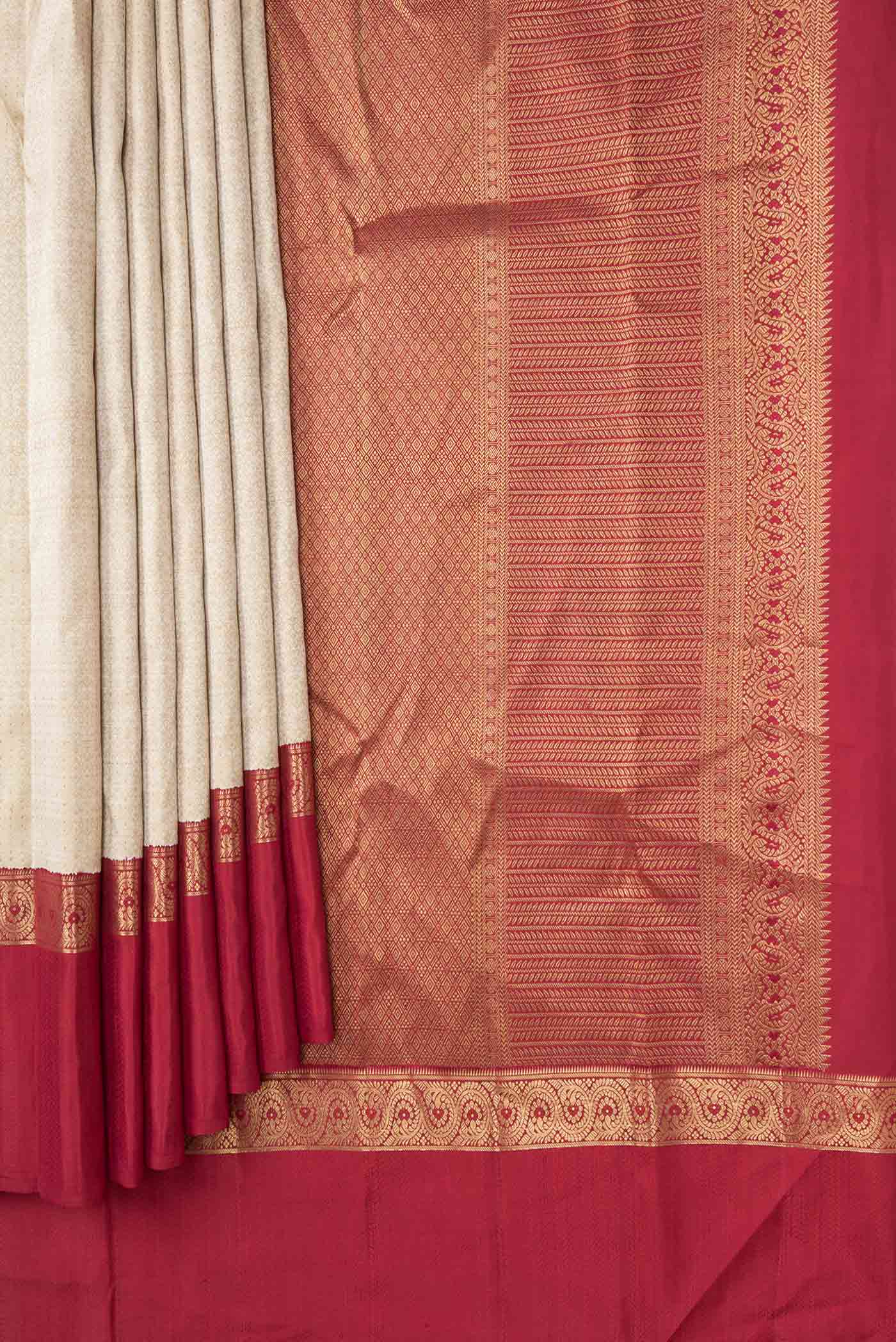 pleats pallu
