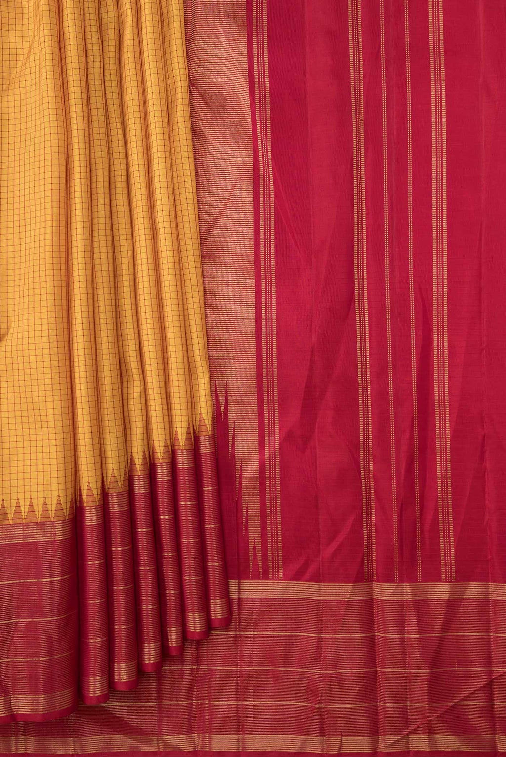 pleats pallu