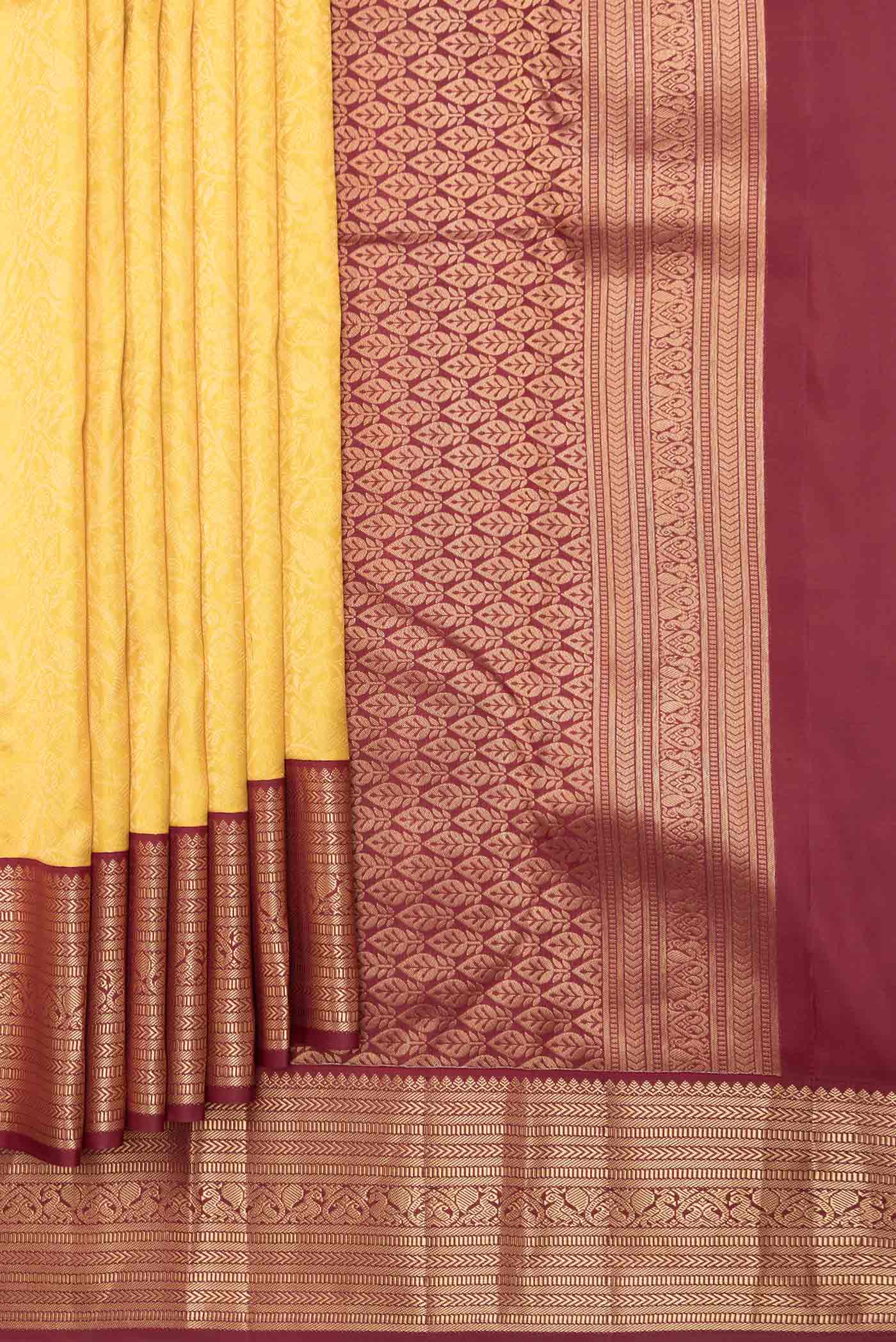 pleats pallu