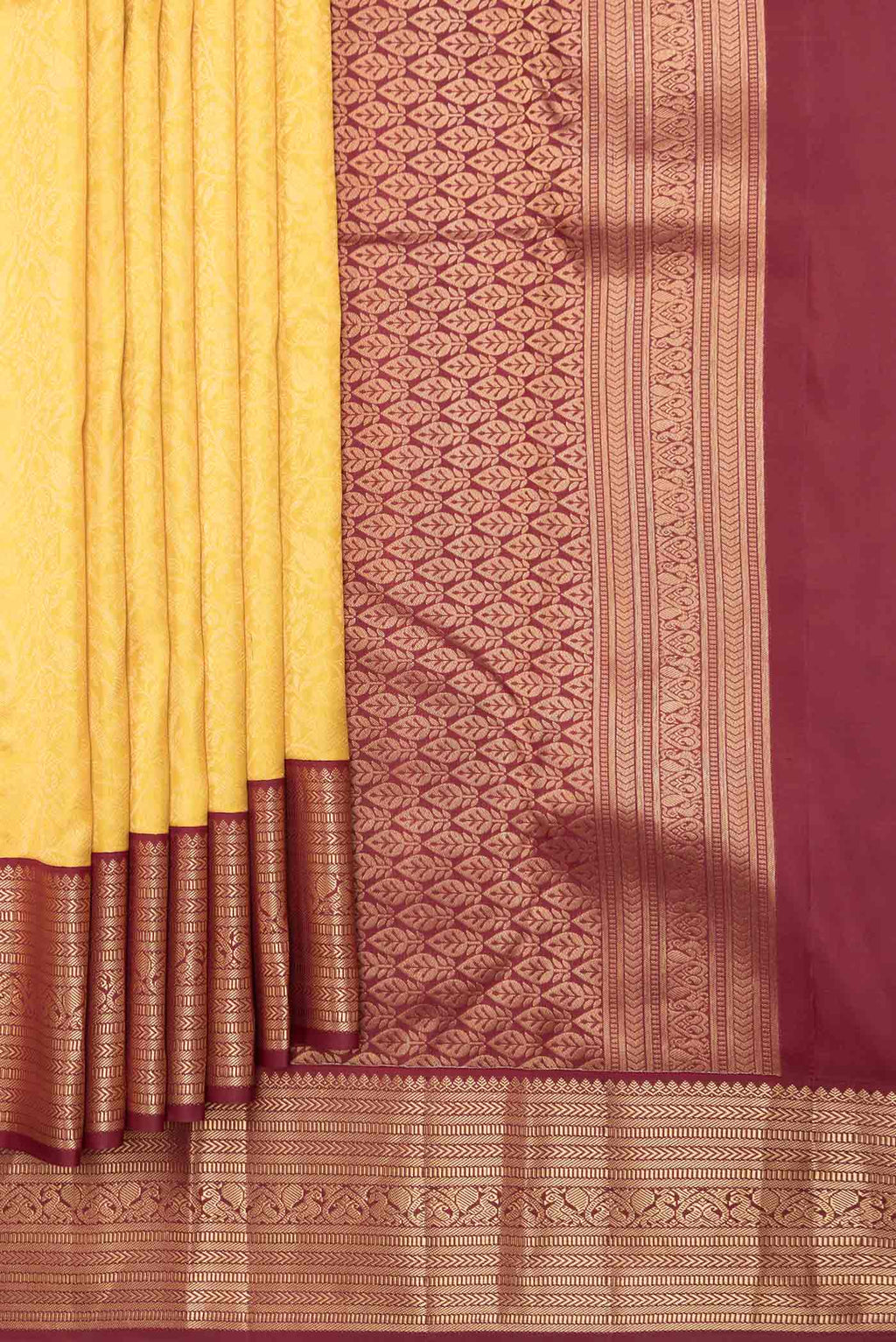 pleats pallu