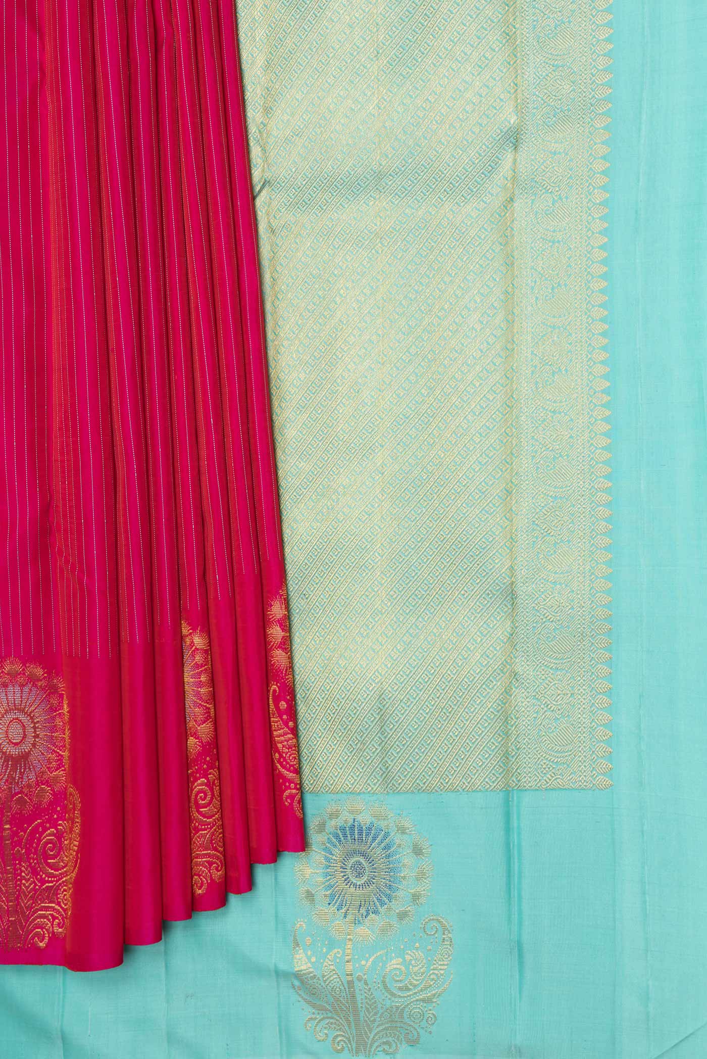 pleats pallu
