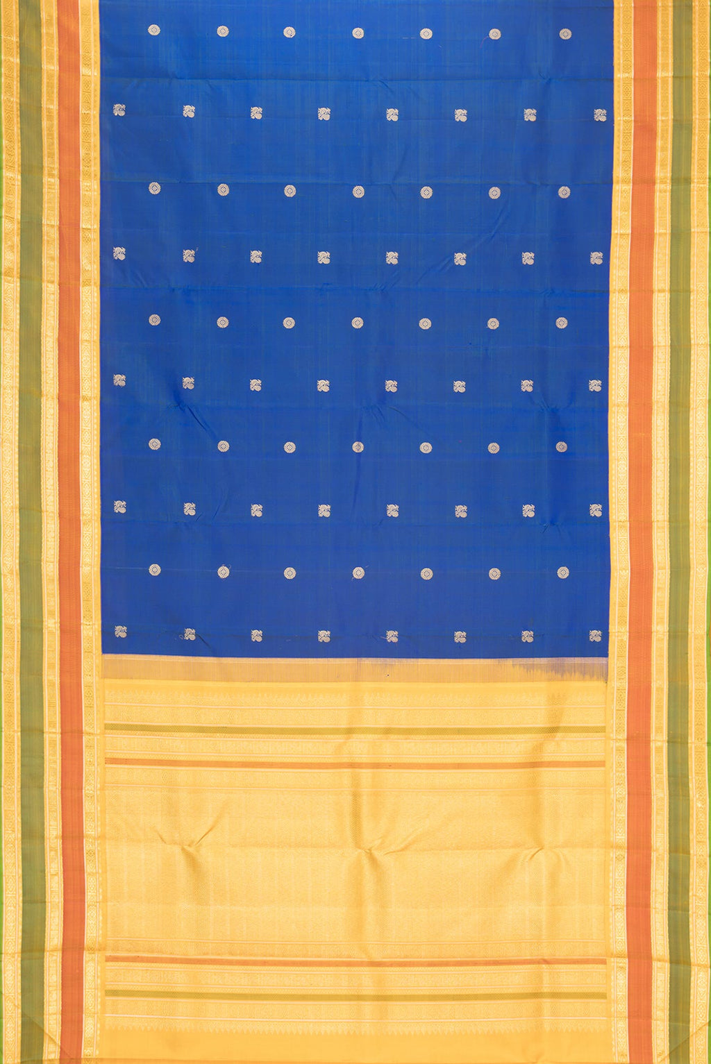 pallu body