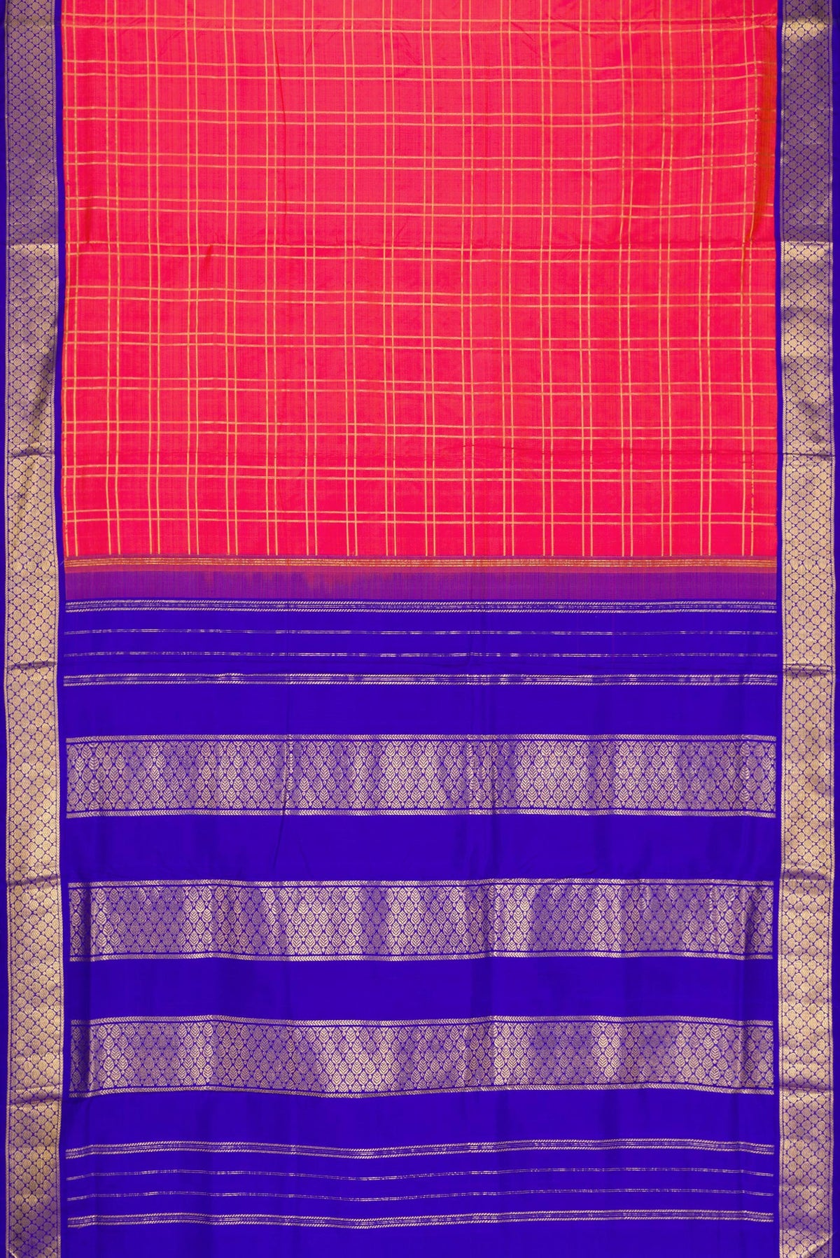 Flat view of Pink Kanchipuram Silk Nine Yards Saree with Checked design on the body and Zari Border. 