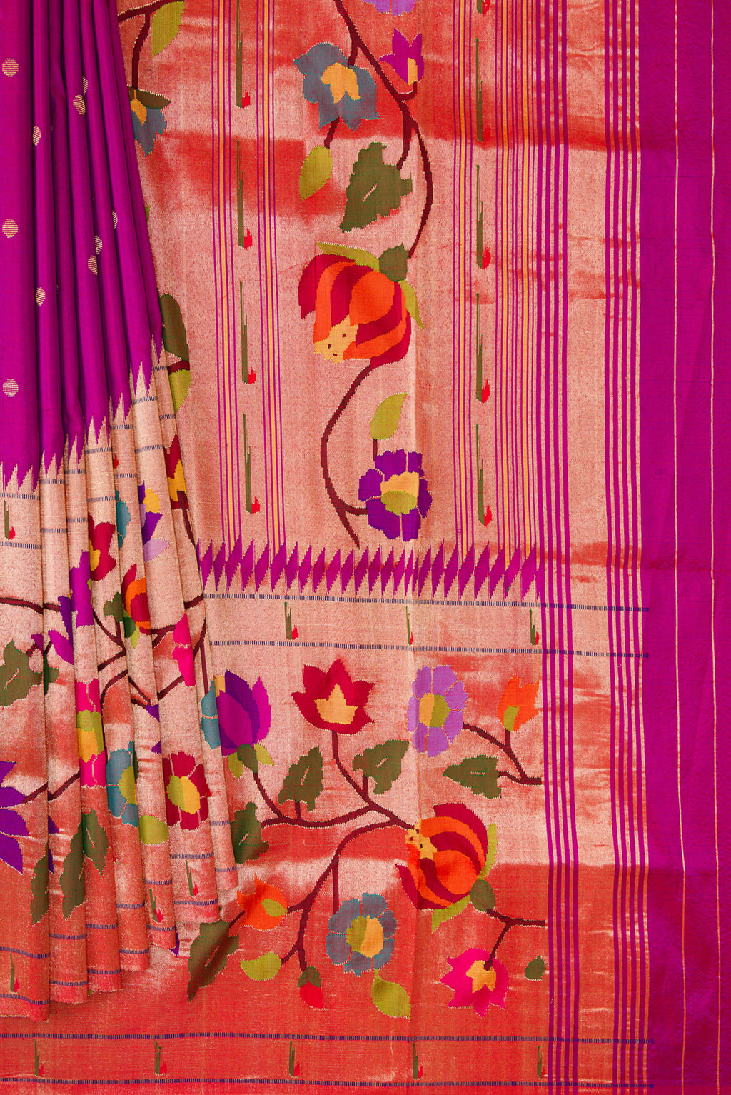 Pleats and pallu of Purple Dual Tone Paithani Silk Saree with Zari Butta on the body and Paithani Border. 