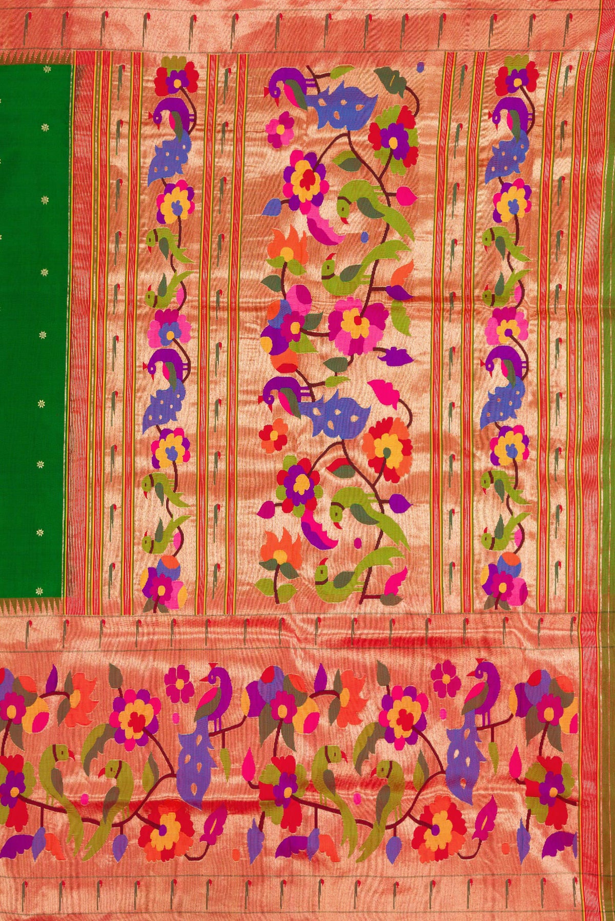 Close up image of the pallu of Bottle Green Dual Tone Paithani Silk Saree with Zari Butta on the body and Paithani Border. 