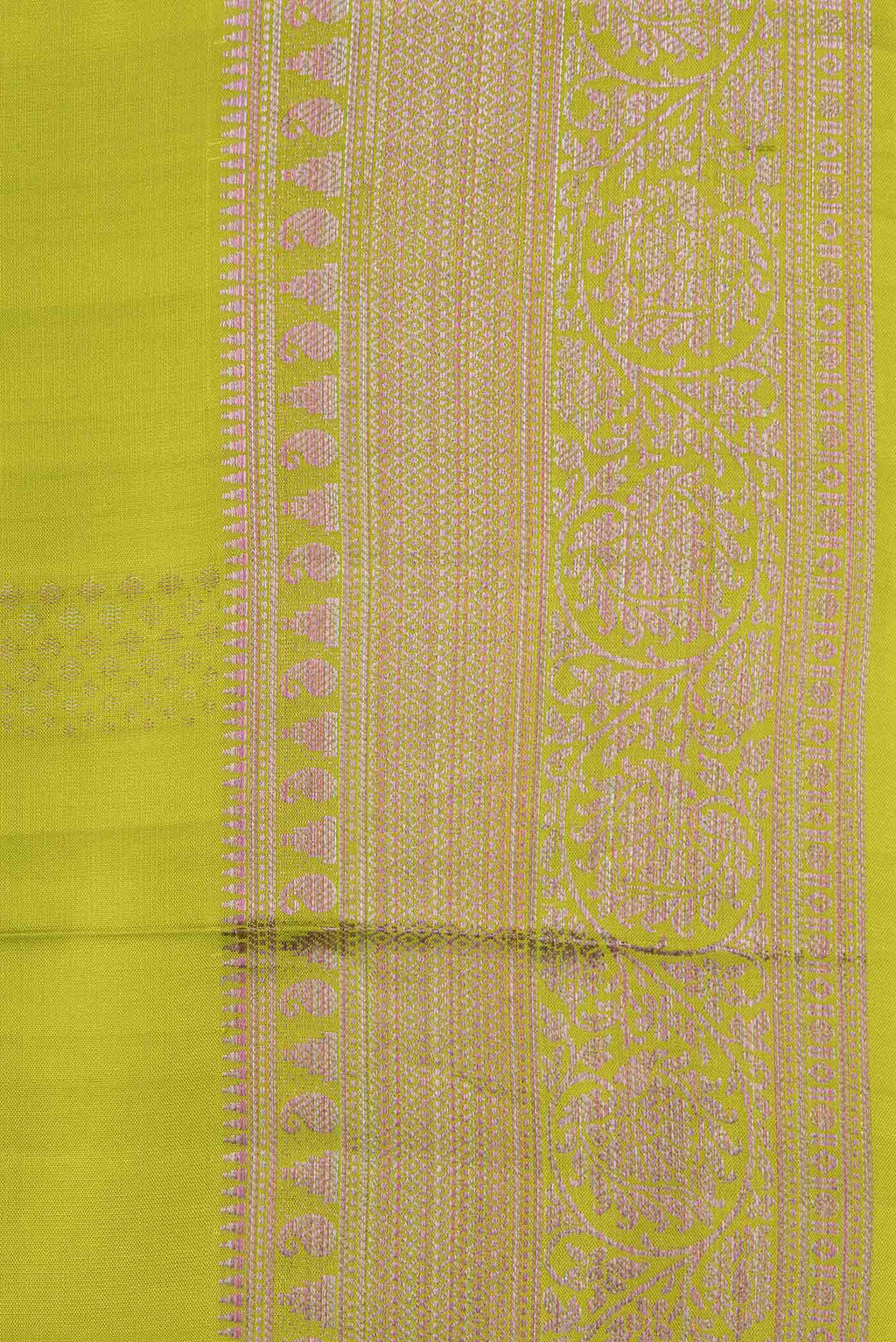 Border image of Parrot Green Dual Tone Soft Silk Saree with Zari Butta on the body and Thread Border. 