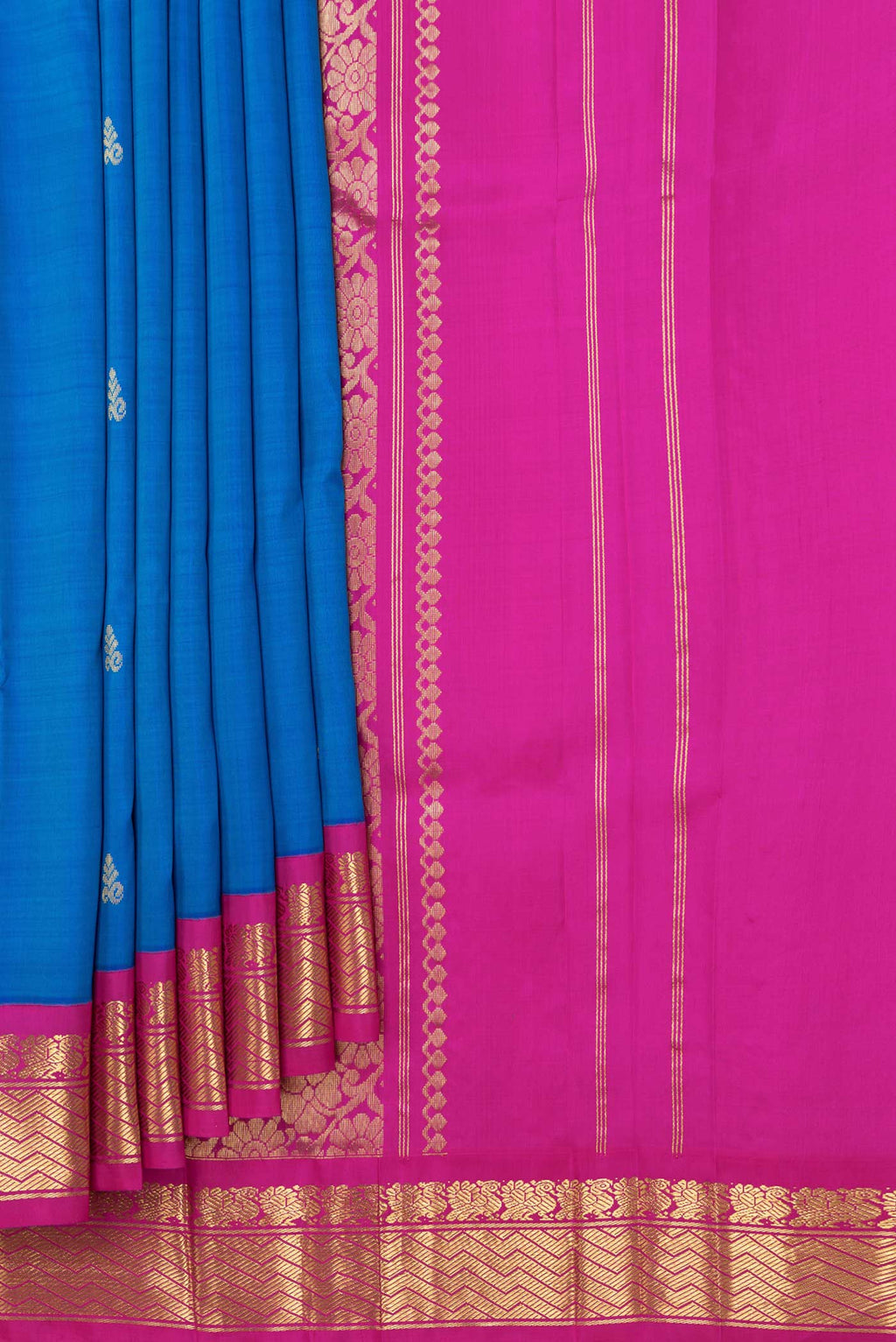 pleats pallu