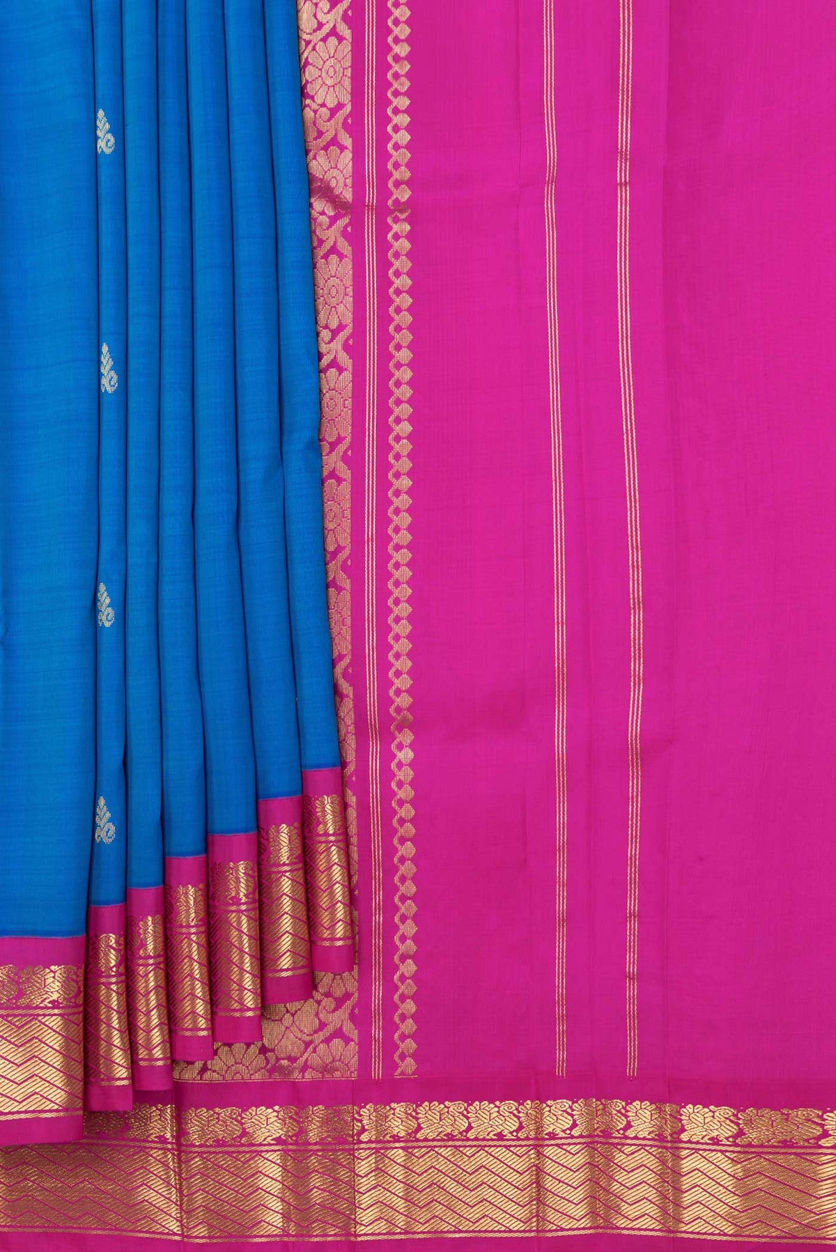 Pleats and pallu of Peacock Blue Dual Tone Kanchipuram Saree with Zari Butta on the body and Zari Border