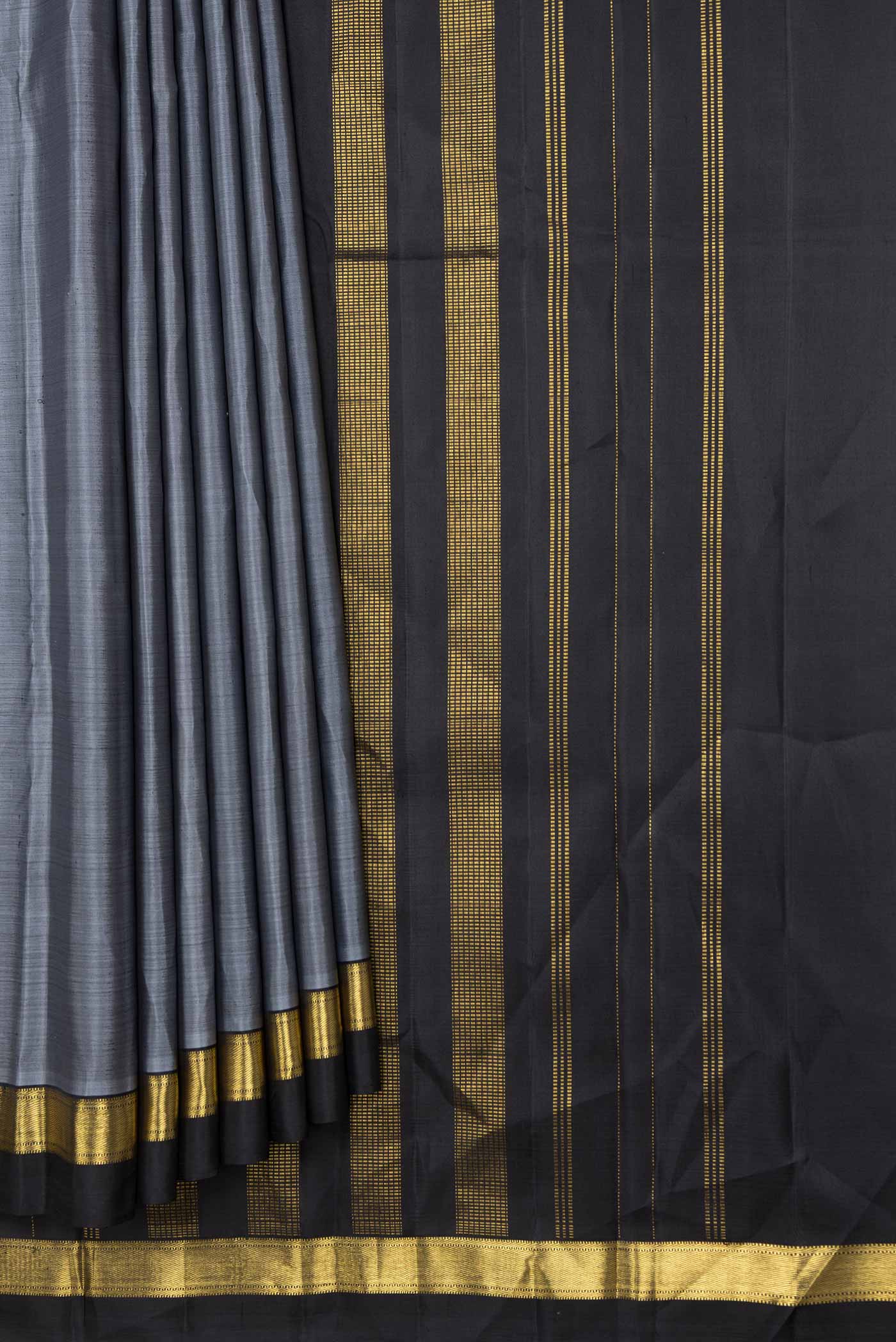 pleats pallu