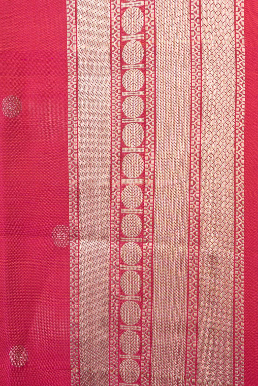 Border image of Dark Pink Dual Tone Soft Silk Saree with Zari Butta on the body and Zari Border. 
