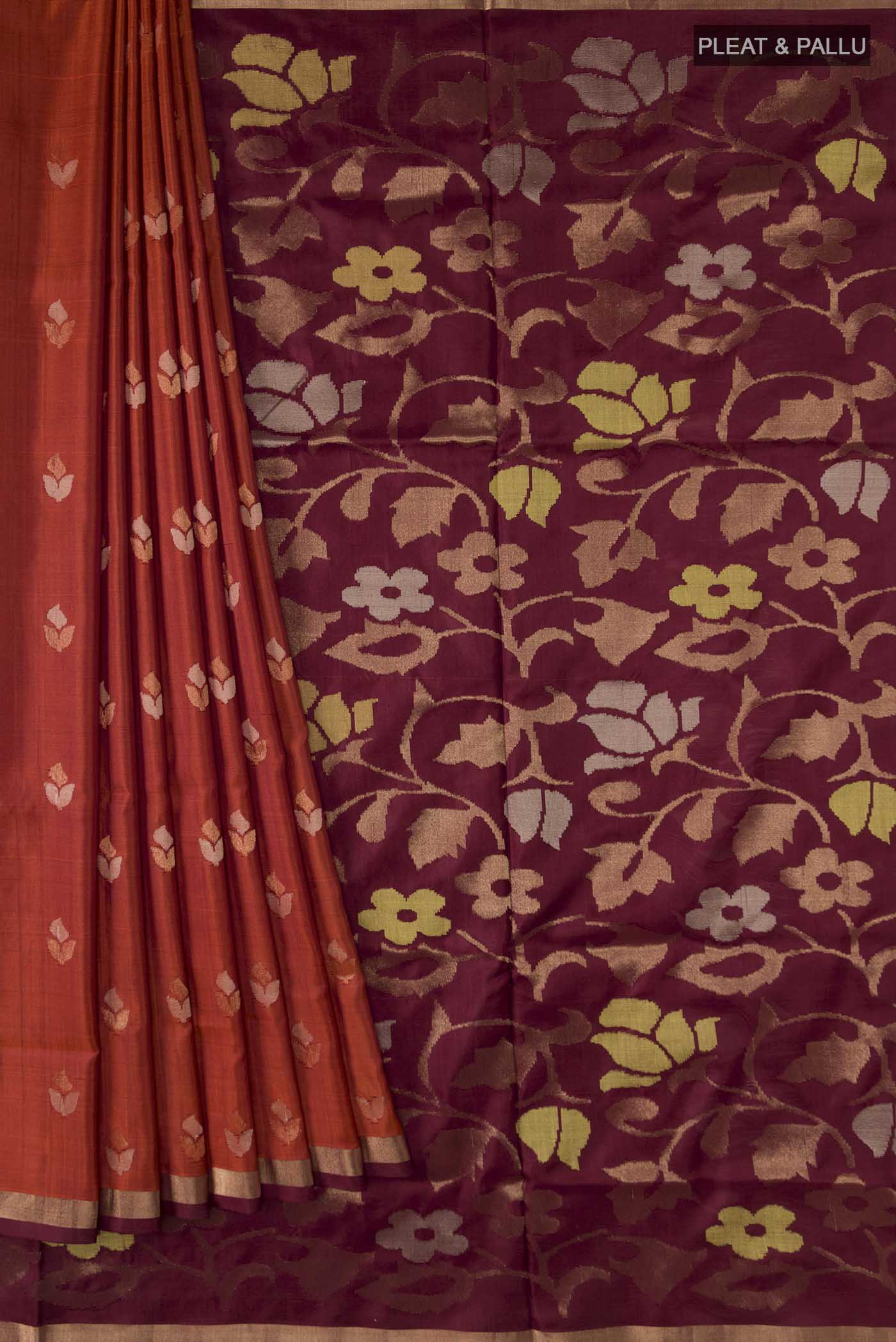 pleats pallu