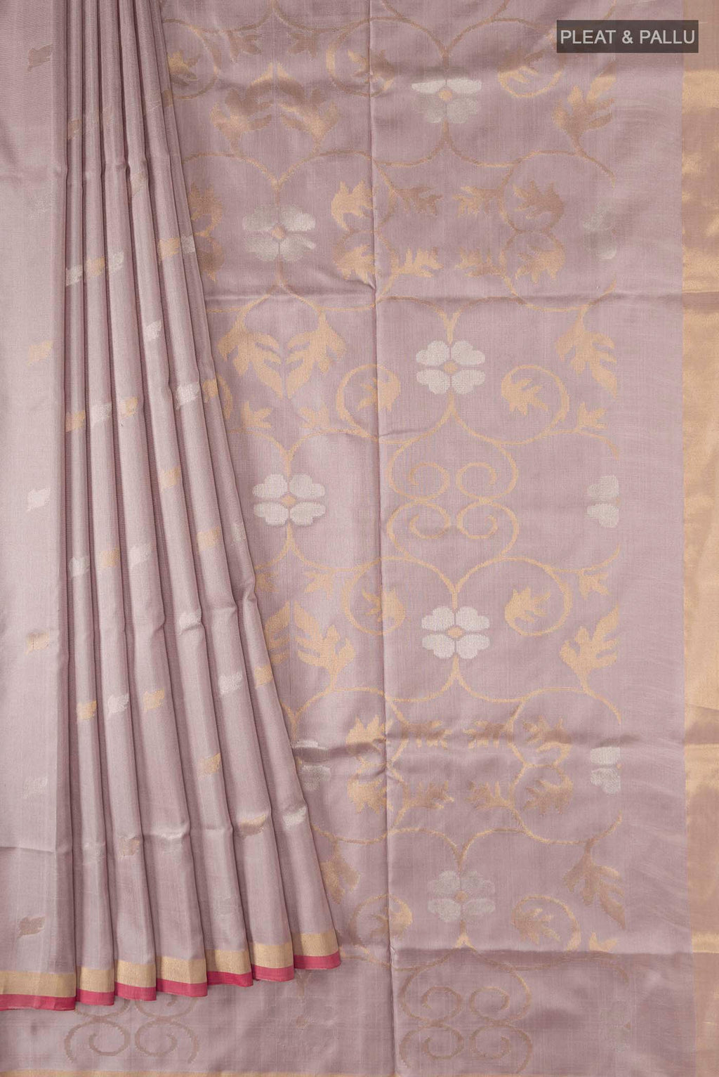 pleats pallu