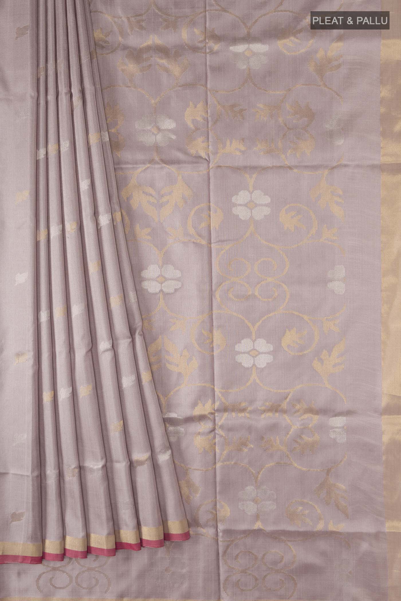 pleats pallu