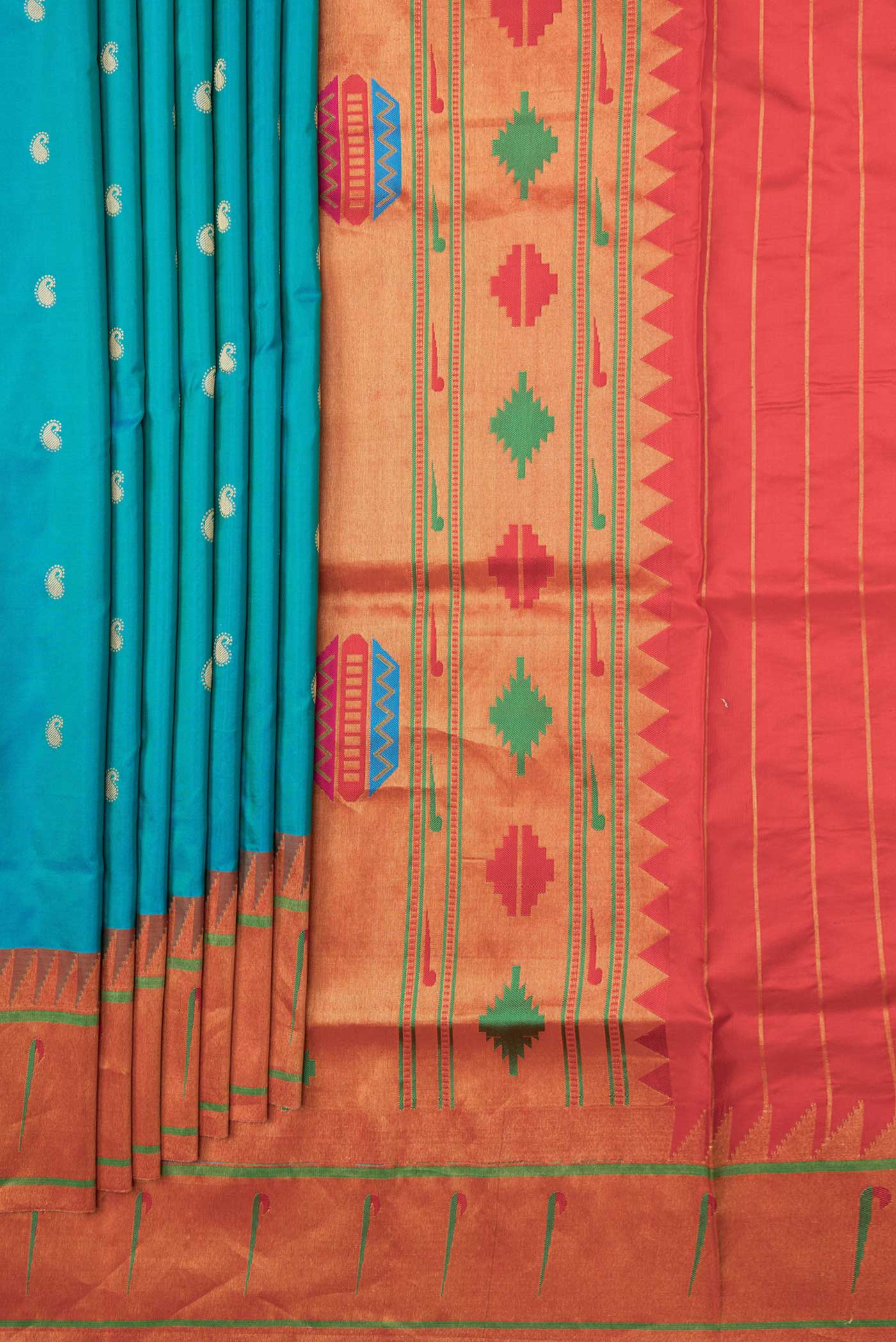 Pleats and pallu of Sky Blue Dual Tone Paithani Silk Saree with Zari Butta on the body and Paithani Border