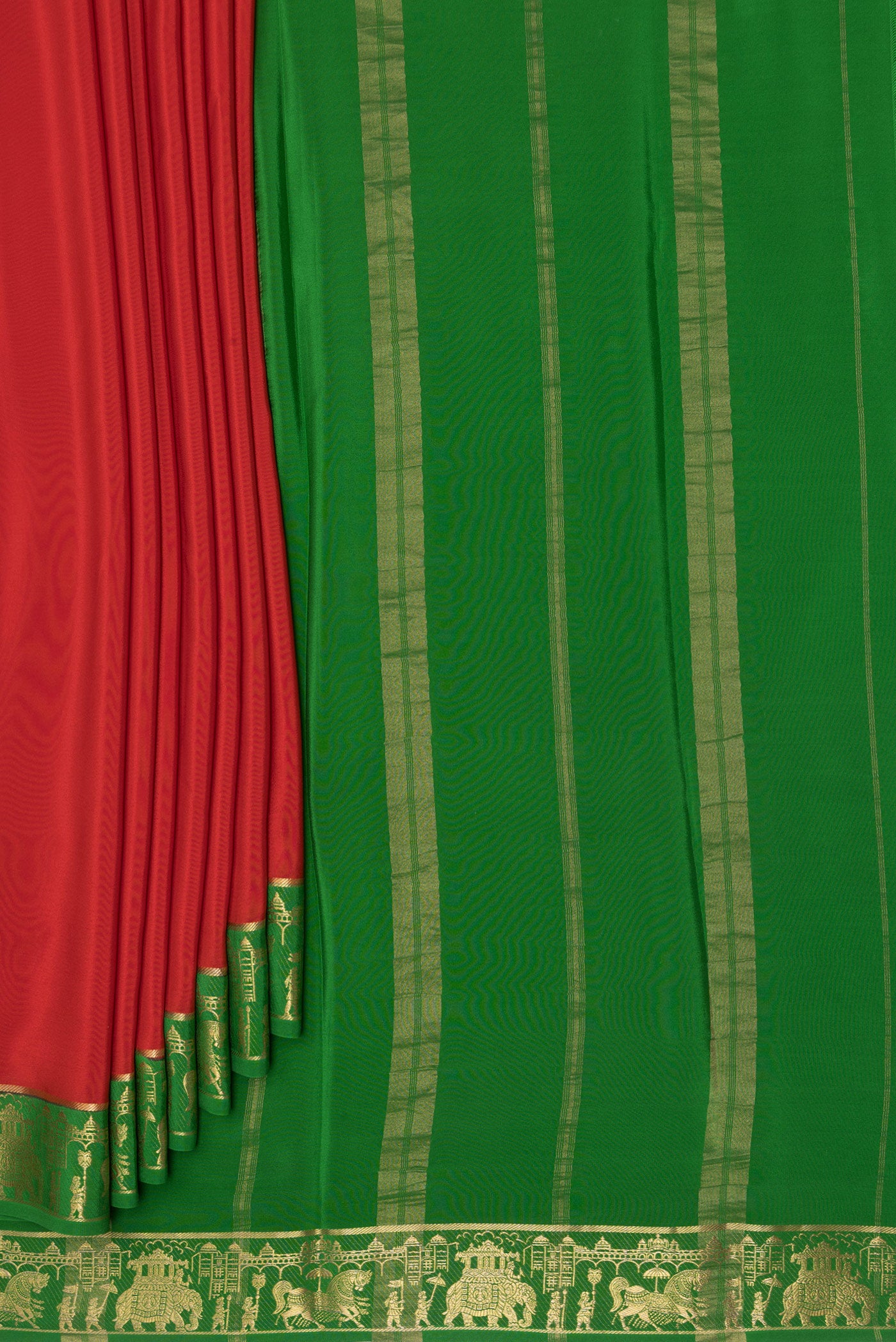 Pleats and pallu of Red Mysore Silk Saree with Plain Body and Zari Border. 