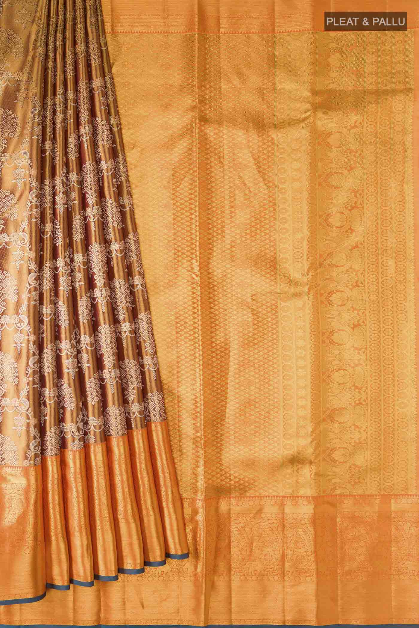 pleats pallu