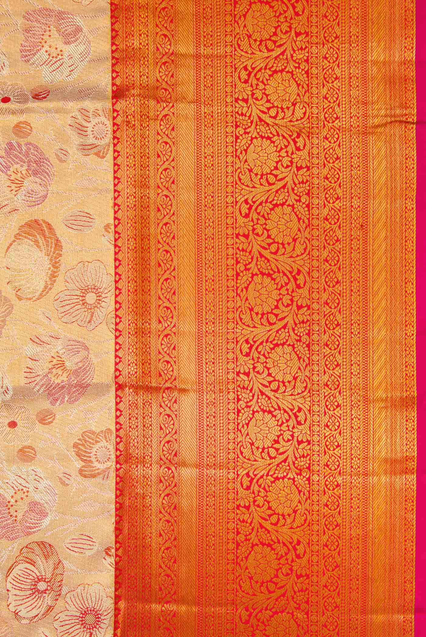 Border image of Gold Dual Tone Kanchipuram Tissue Silk Saree with Zari Brocade on the body and Zari Border. 