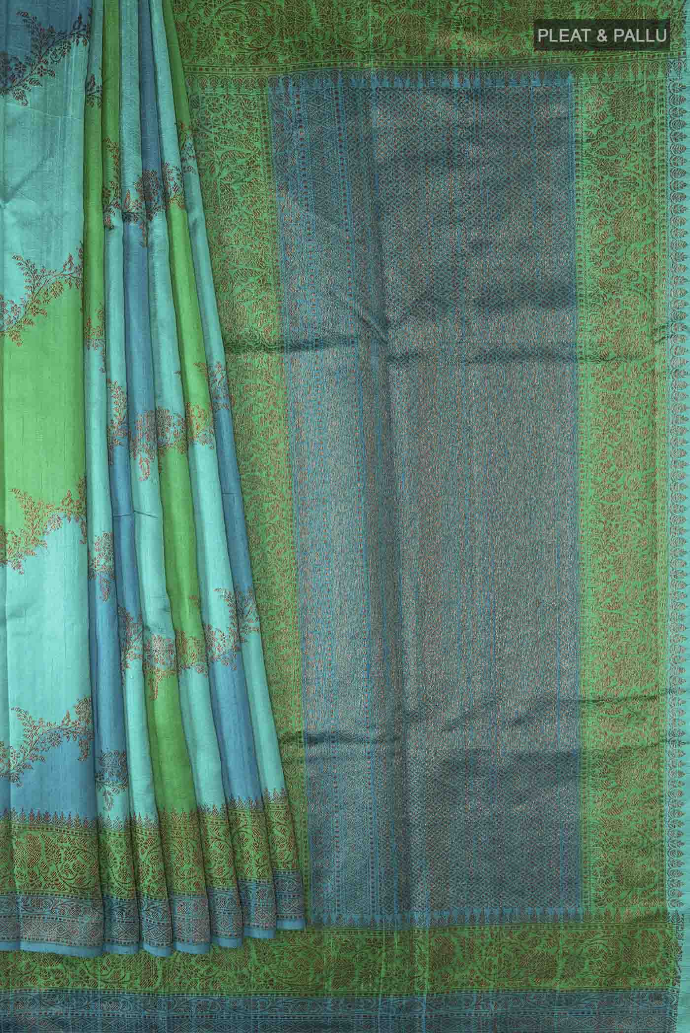 pleats pallu