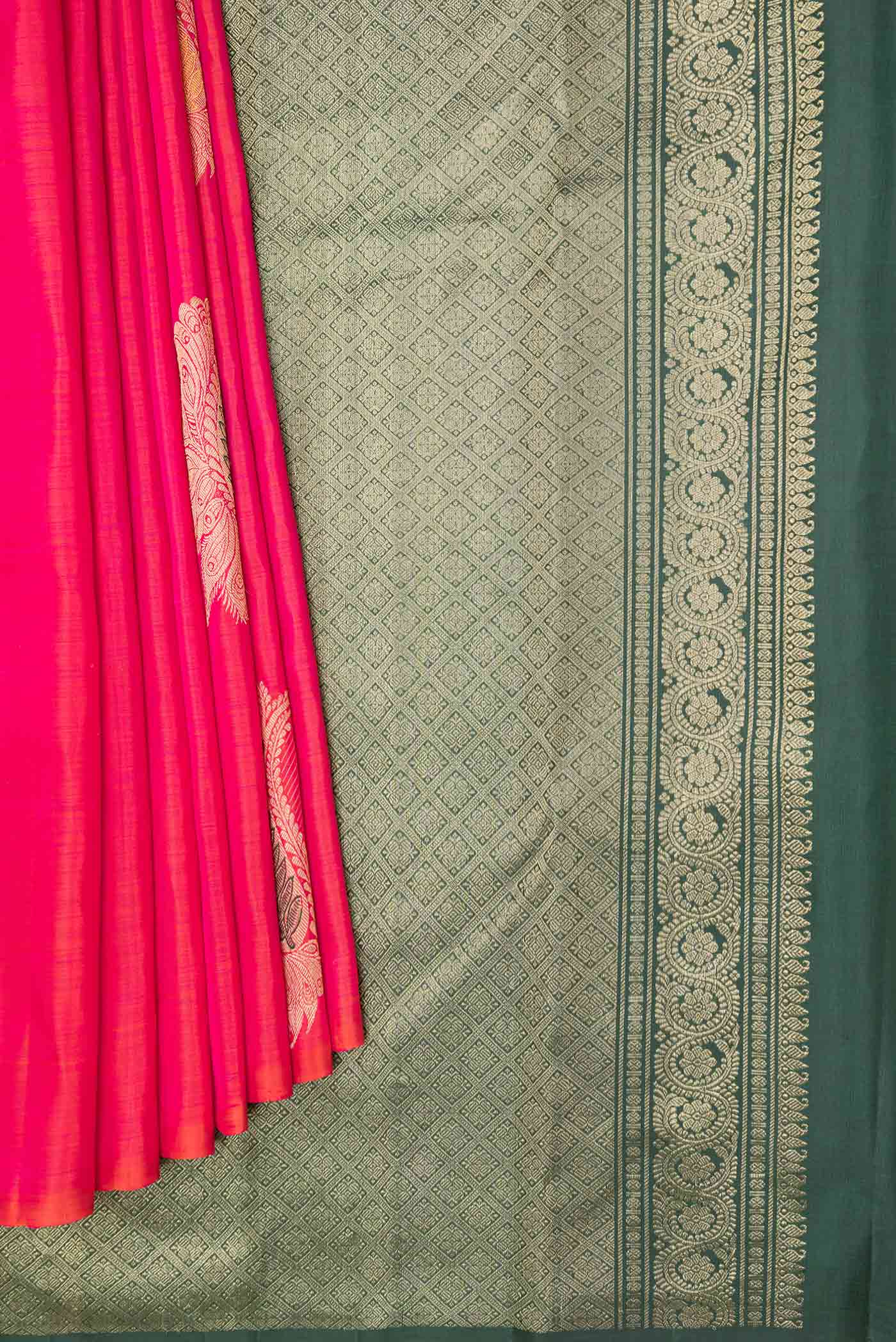 pleats pallu