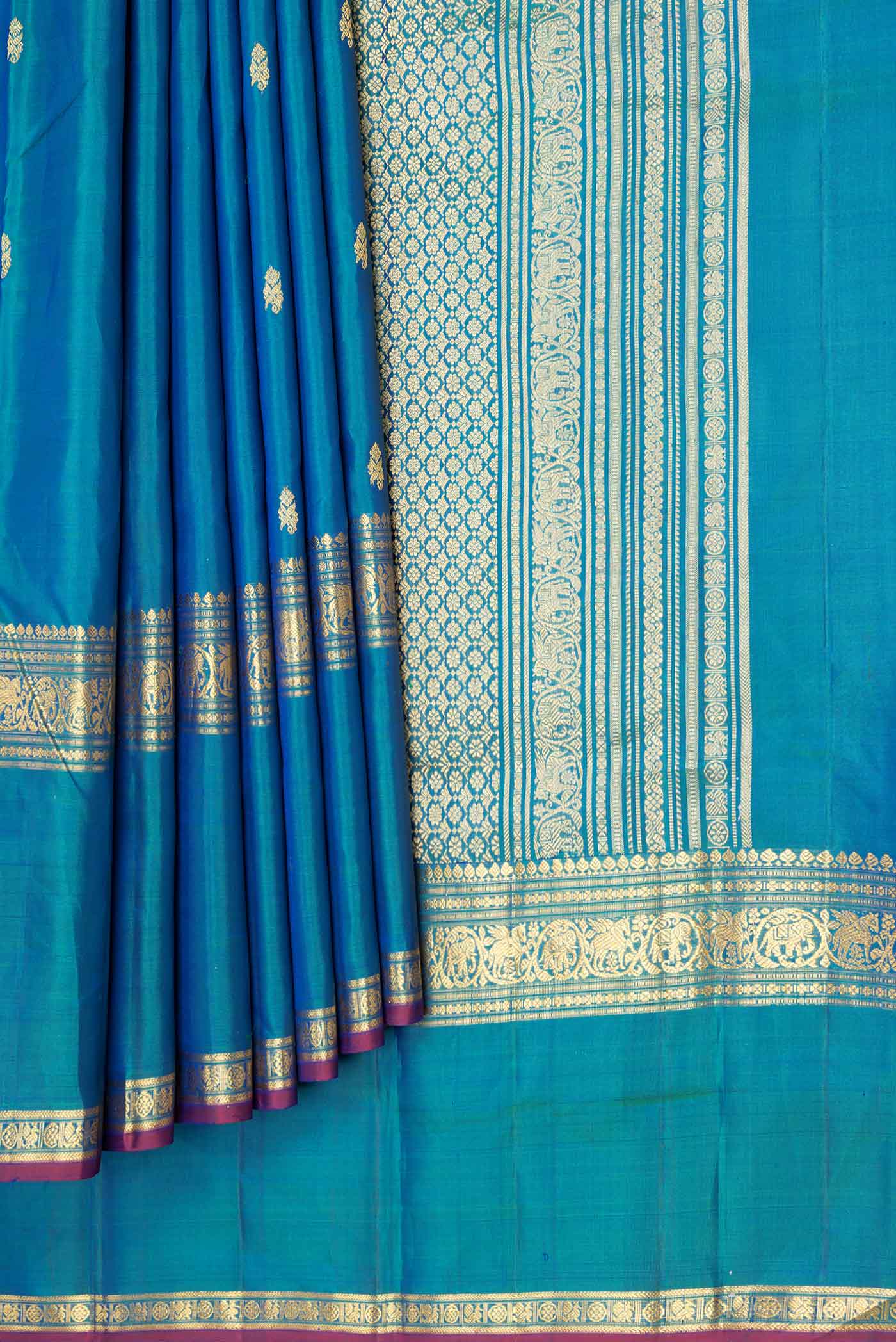 pleats pallu