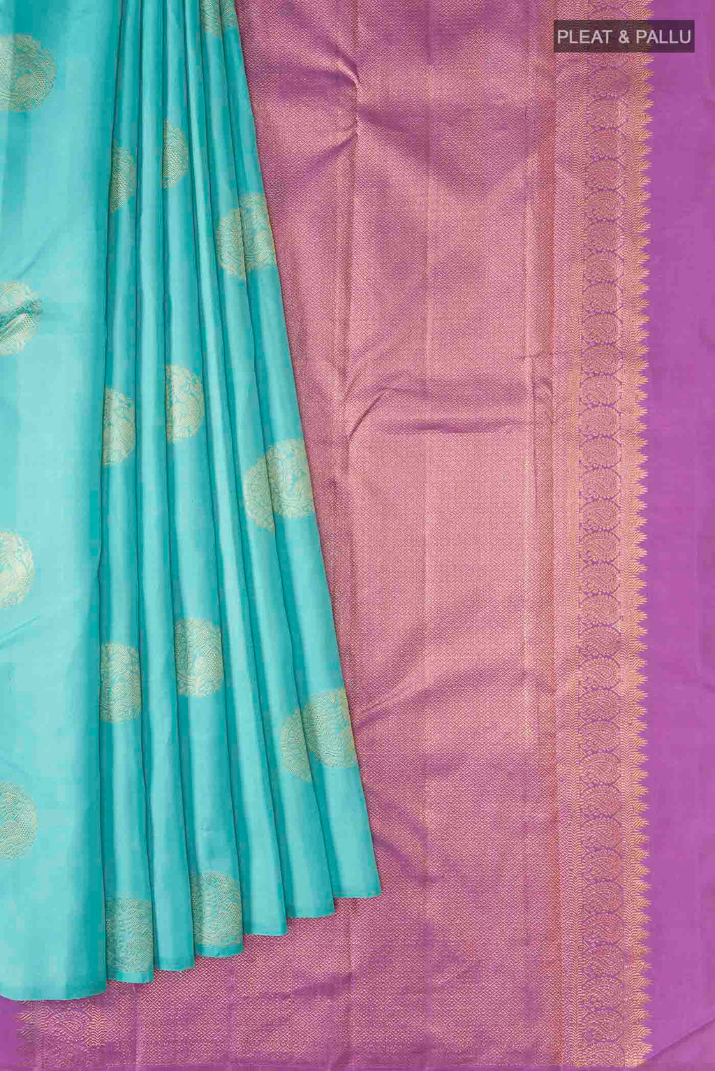 pleats pallu