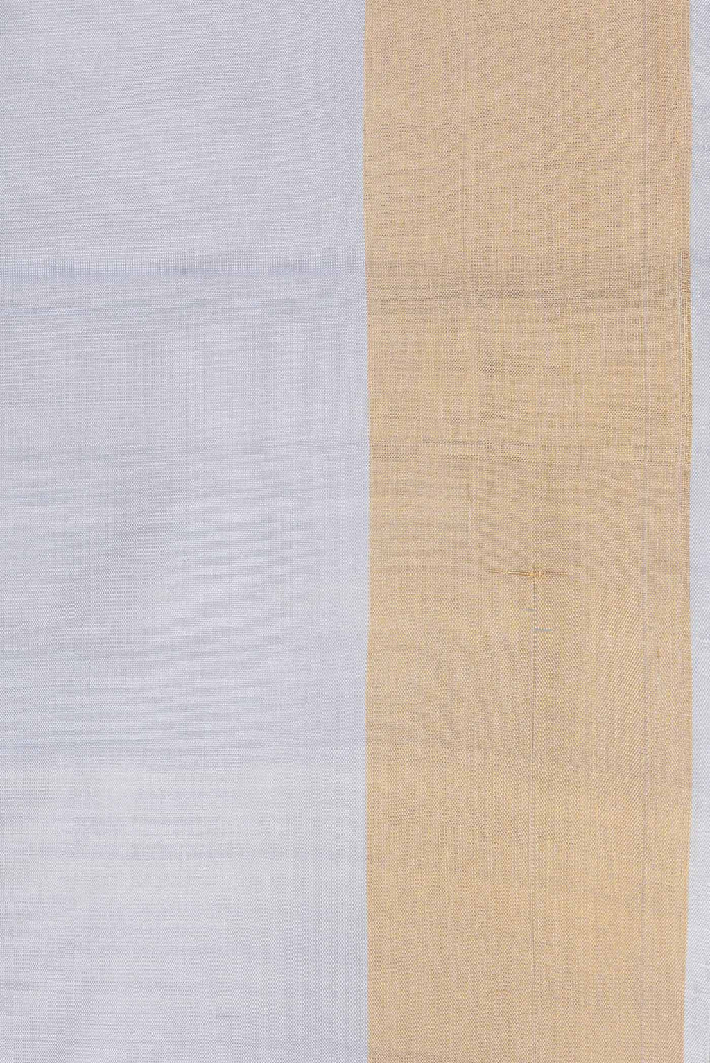 Border image of Grey Dual Tone Soft Silk Saree with Zari Butta on the body and Zari Border. 