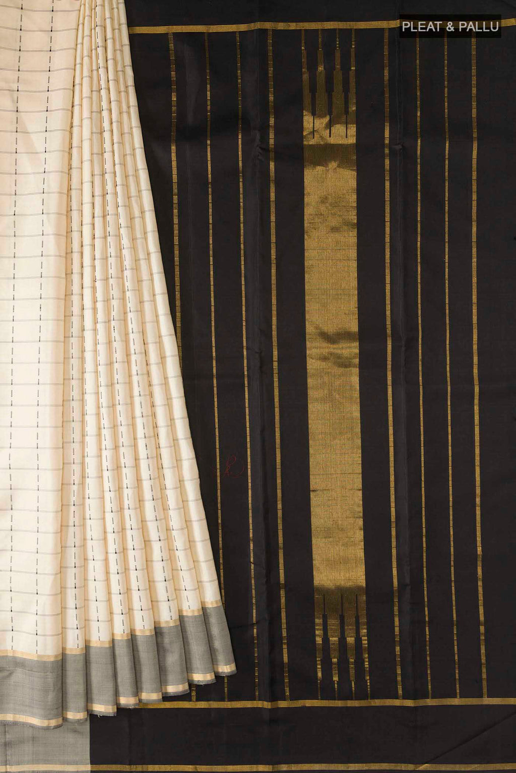 pleats pallu