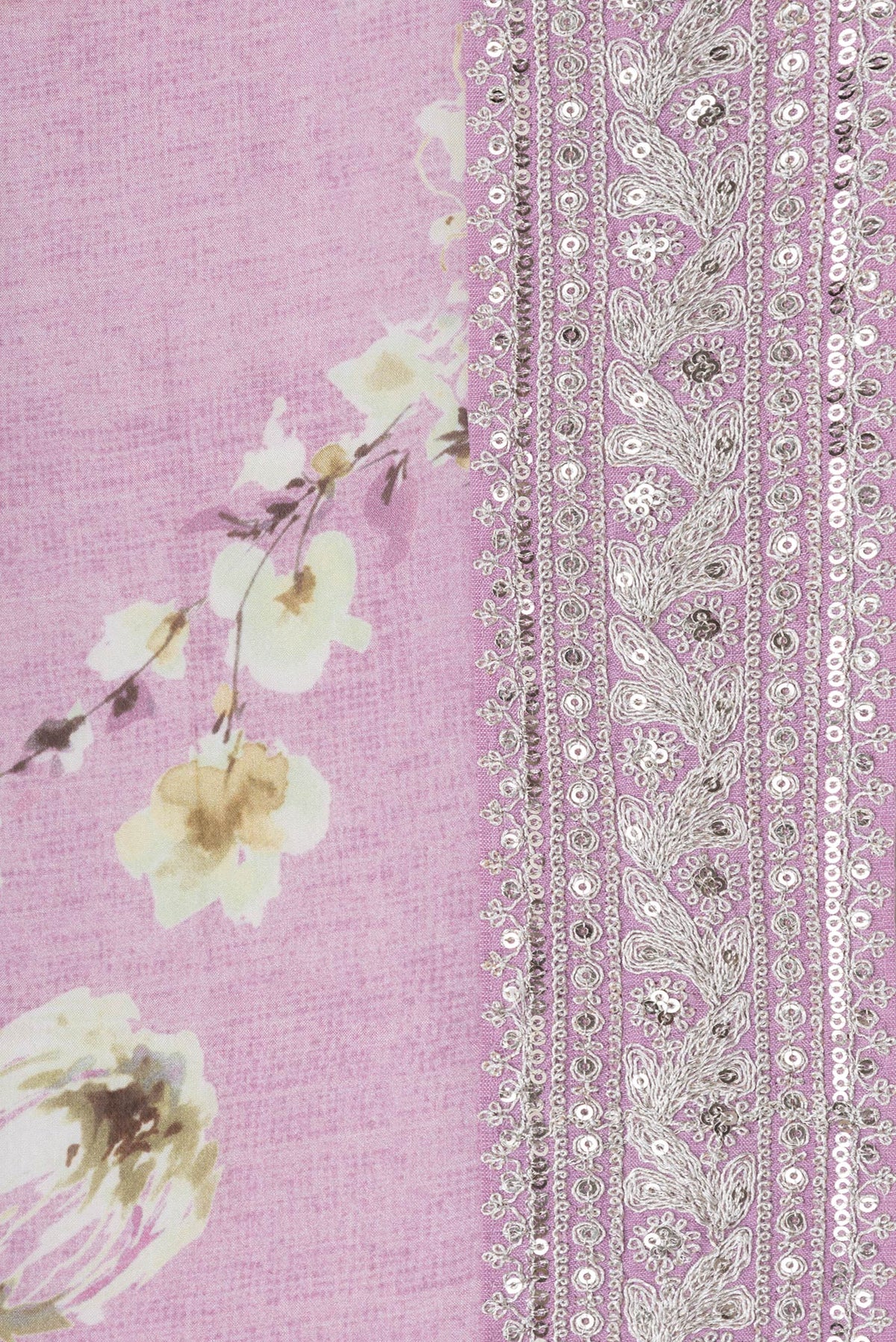 Border image of Pink Dual Tone Mysore Georgette Saree with Printed design on the body and Embroidery Border. 