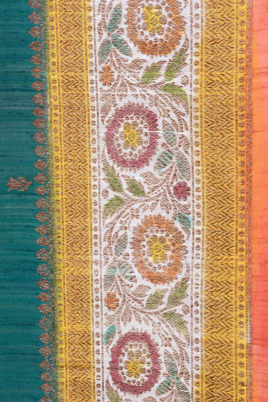 Border image of Green Dual Tone Tussar Saree with Zari Butta on the body and Zari And Thread Border. 