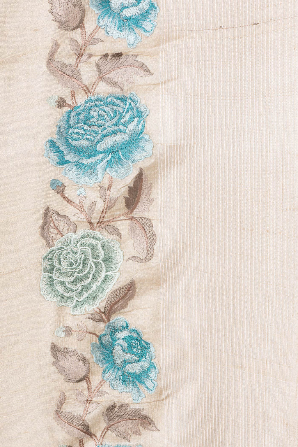 Border image of Beige Dual Tone Tussar Silk Saree with Plain Body and Thread Border. 